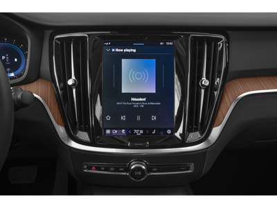 2023 Volvo S60 Plus Black Edition