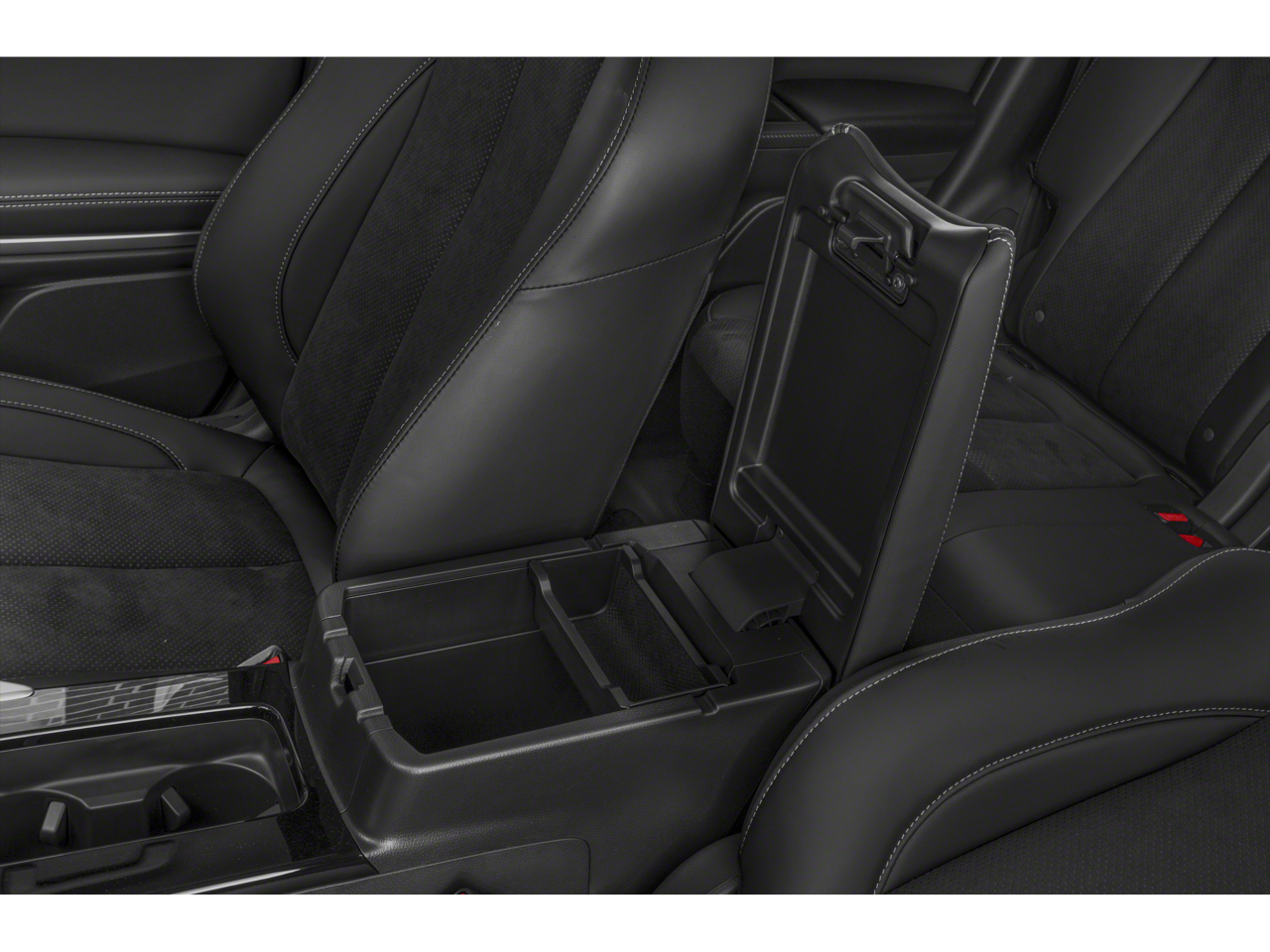 2024 Mitsubishi Eclipse Cross SE - Photo 11