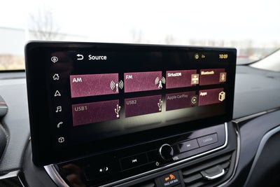 2023 Nissan Altima SR