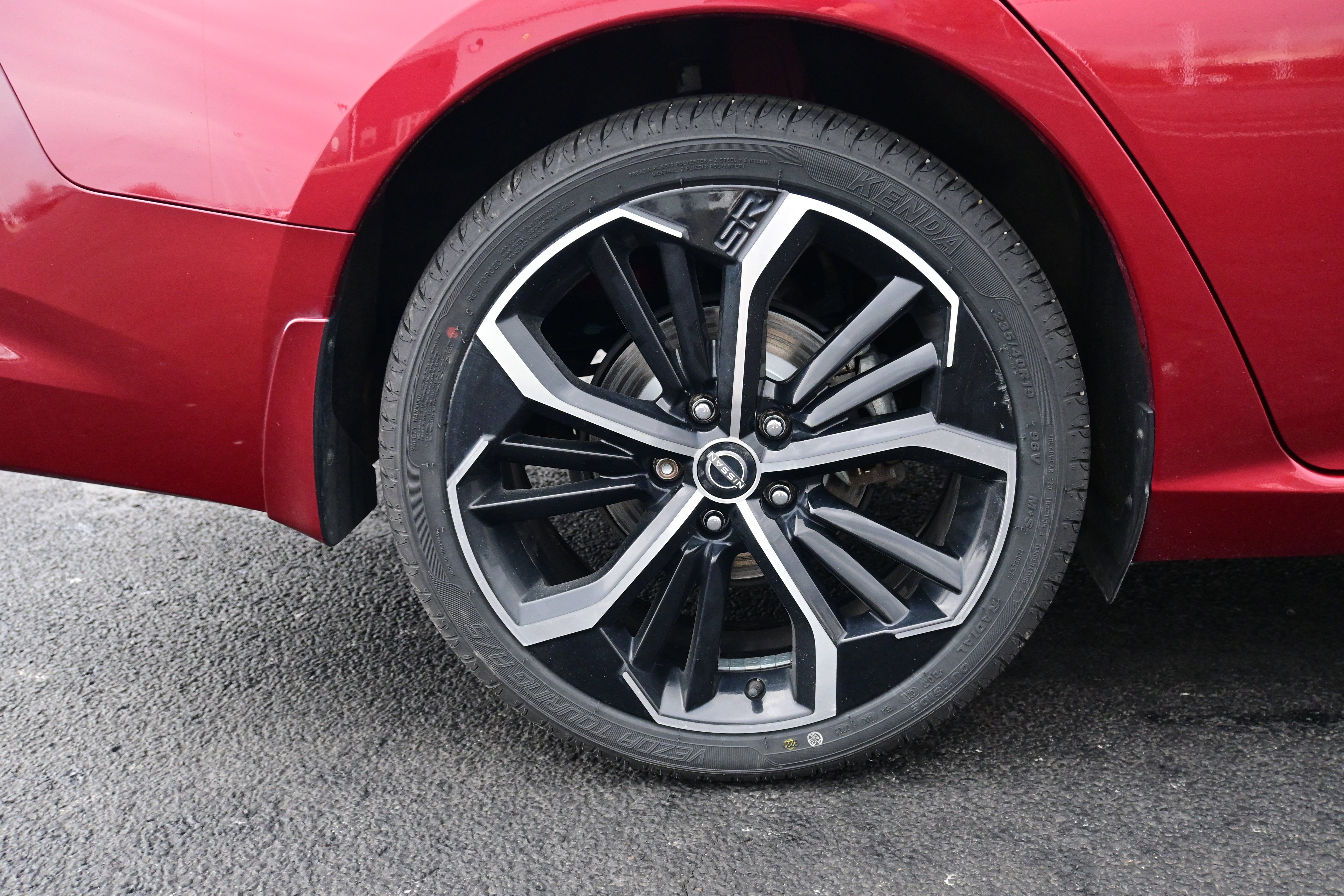 2023 Nissan Altima SR