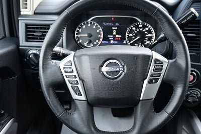 2024 Nissan Titan Crew Cab SV