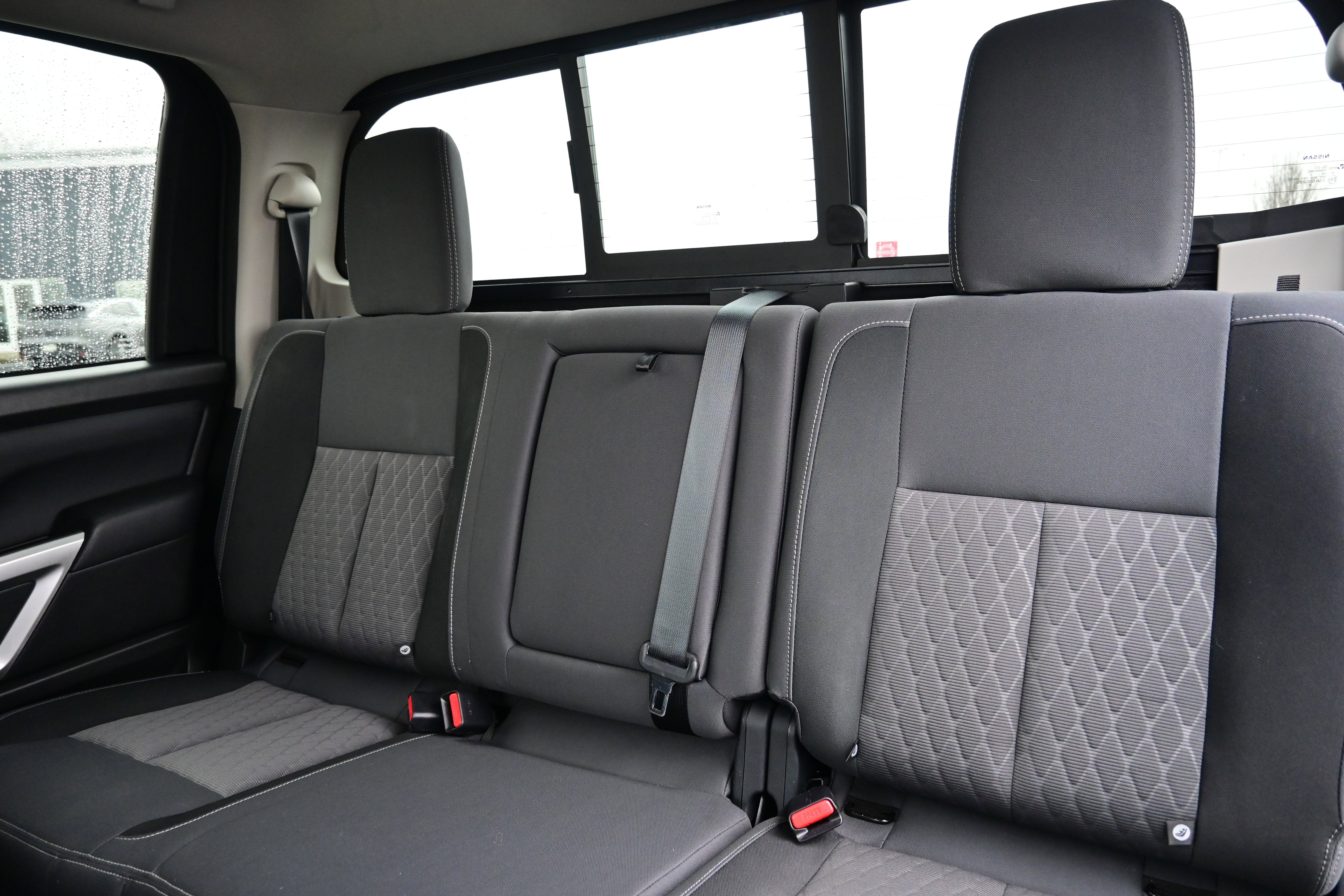 2024 Nissan Titan Crew Cab SV