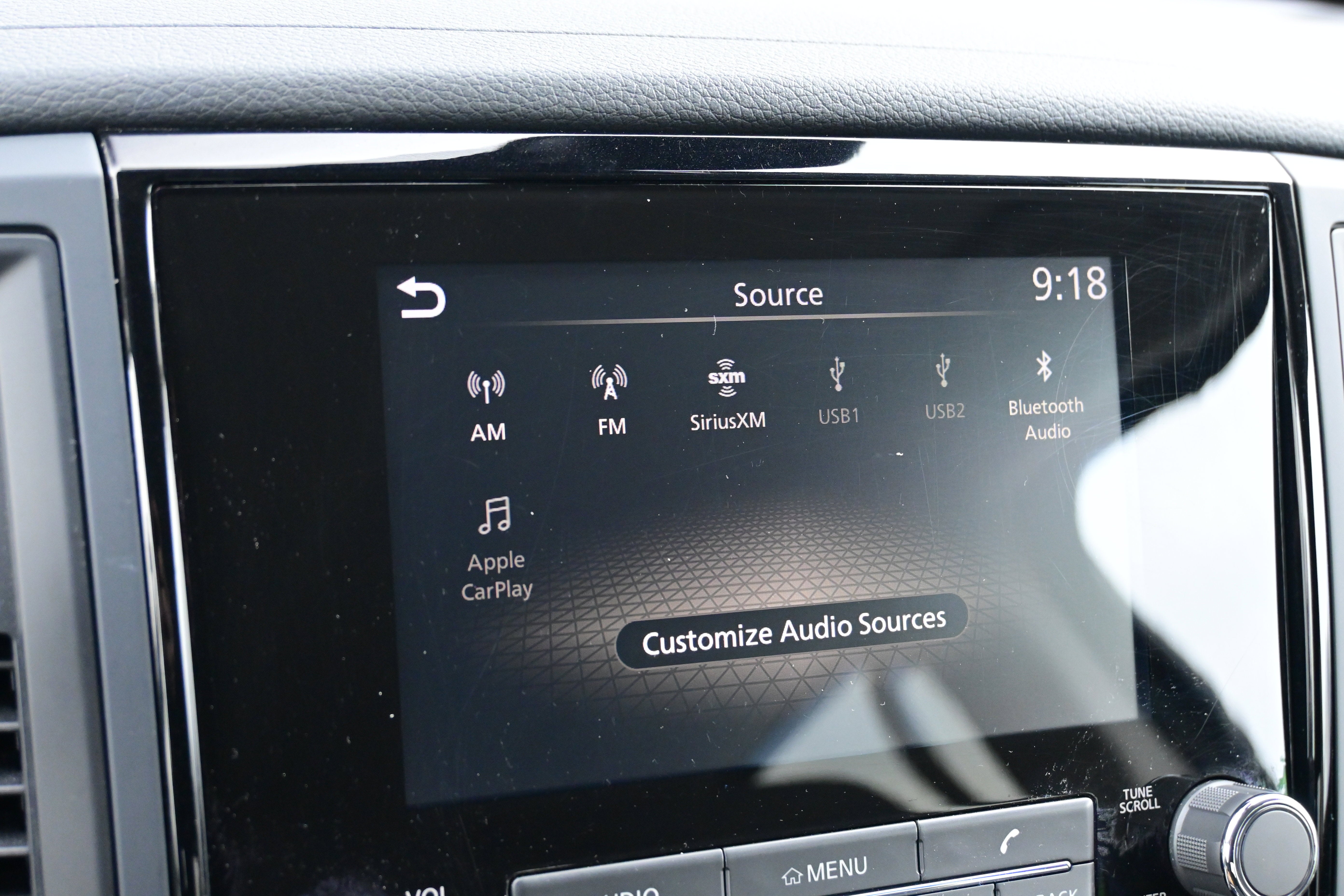 2024 Nissan Titan Crew Cab SV