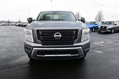 2024 Nissan Titan Crew Cab SV