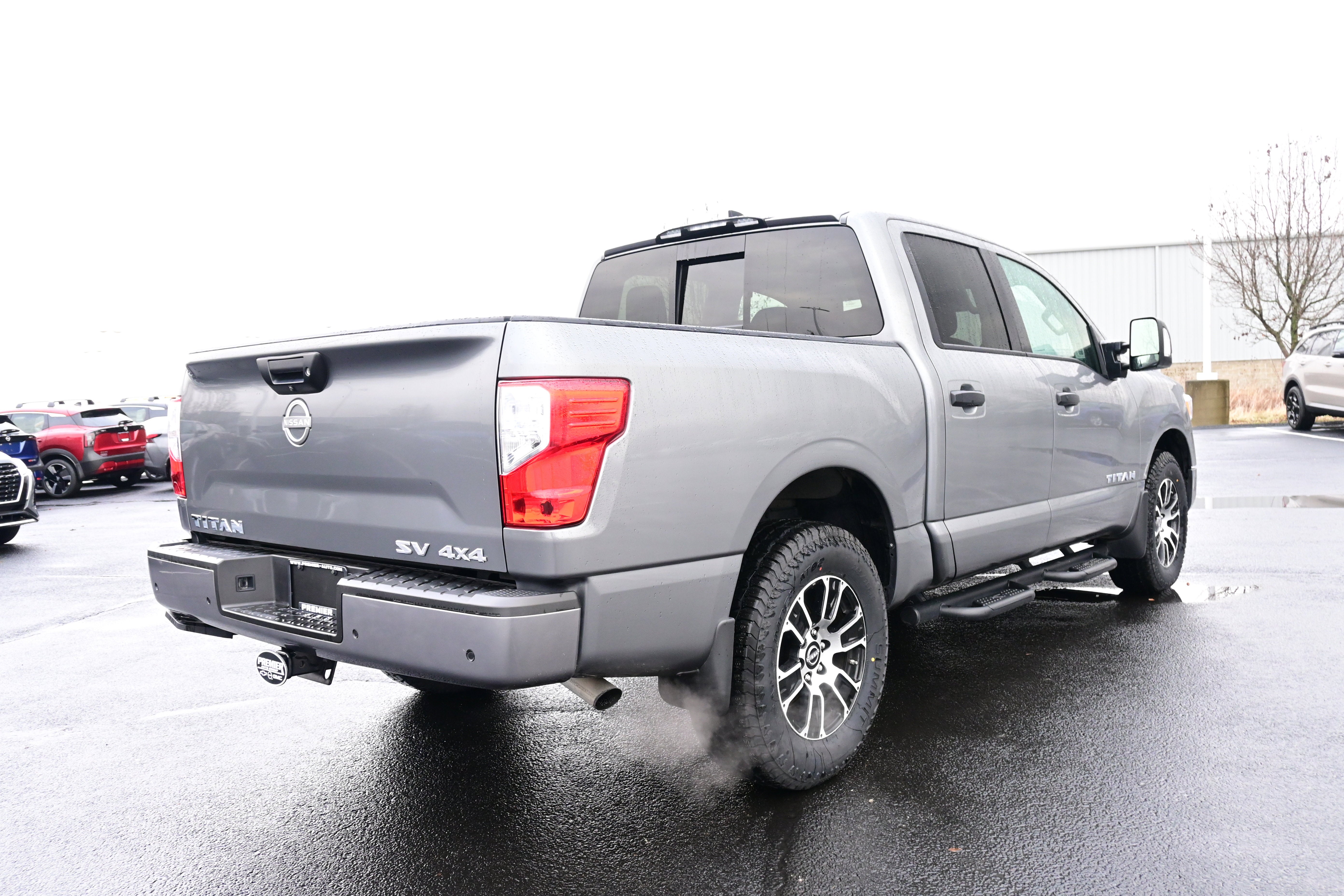 2024 Nissan Titan Crew Cab SV