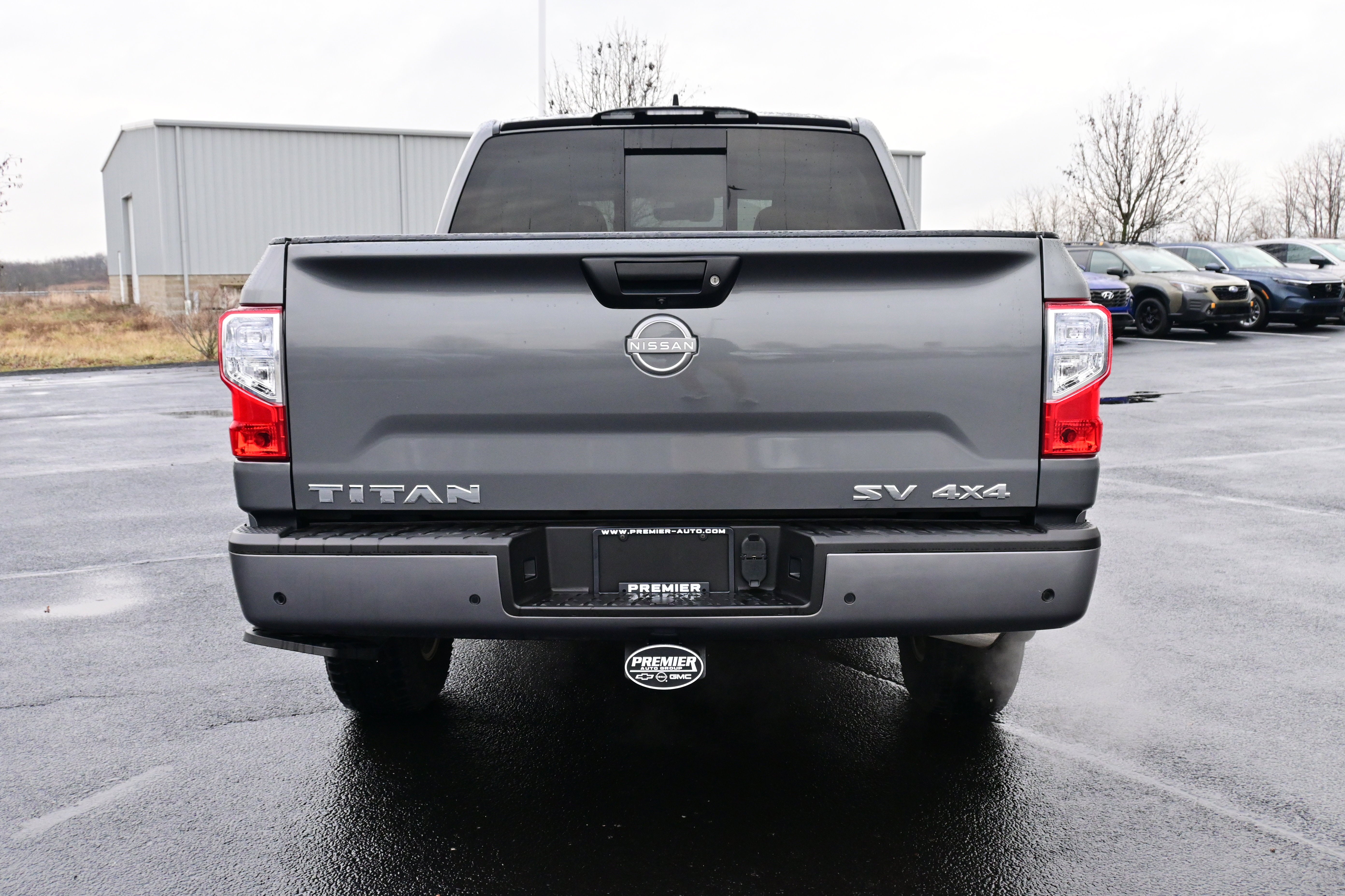 2024 Nissan Titan Crew Cab SV