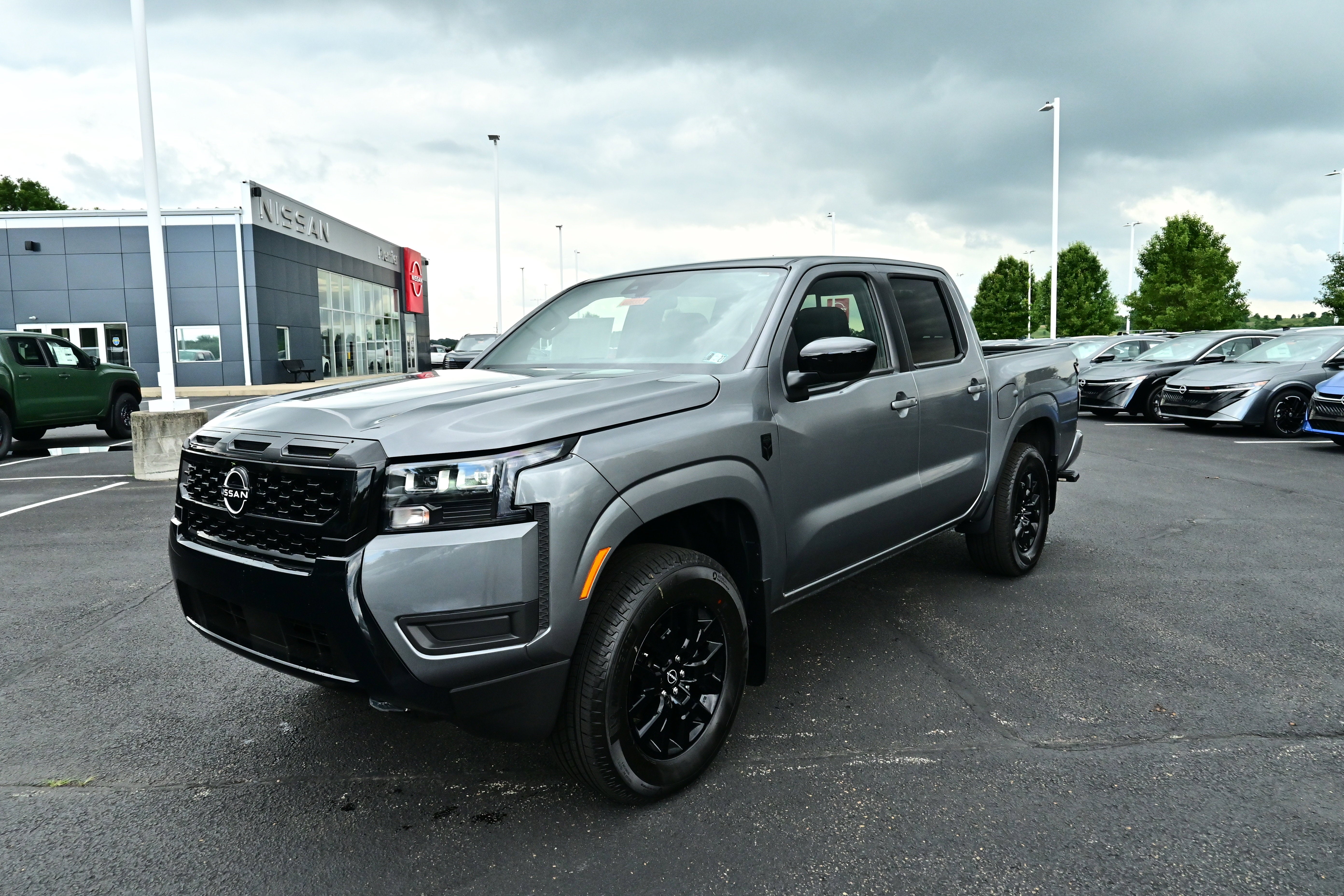 2026 Nissan Frontier Crew Cab SV