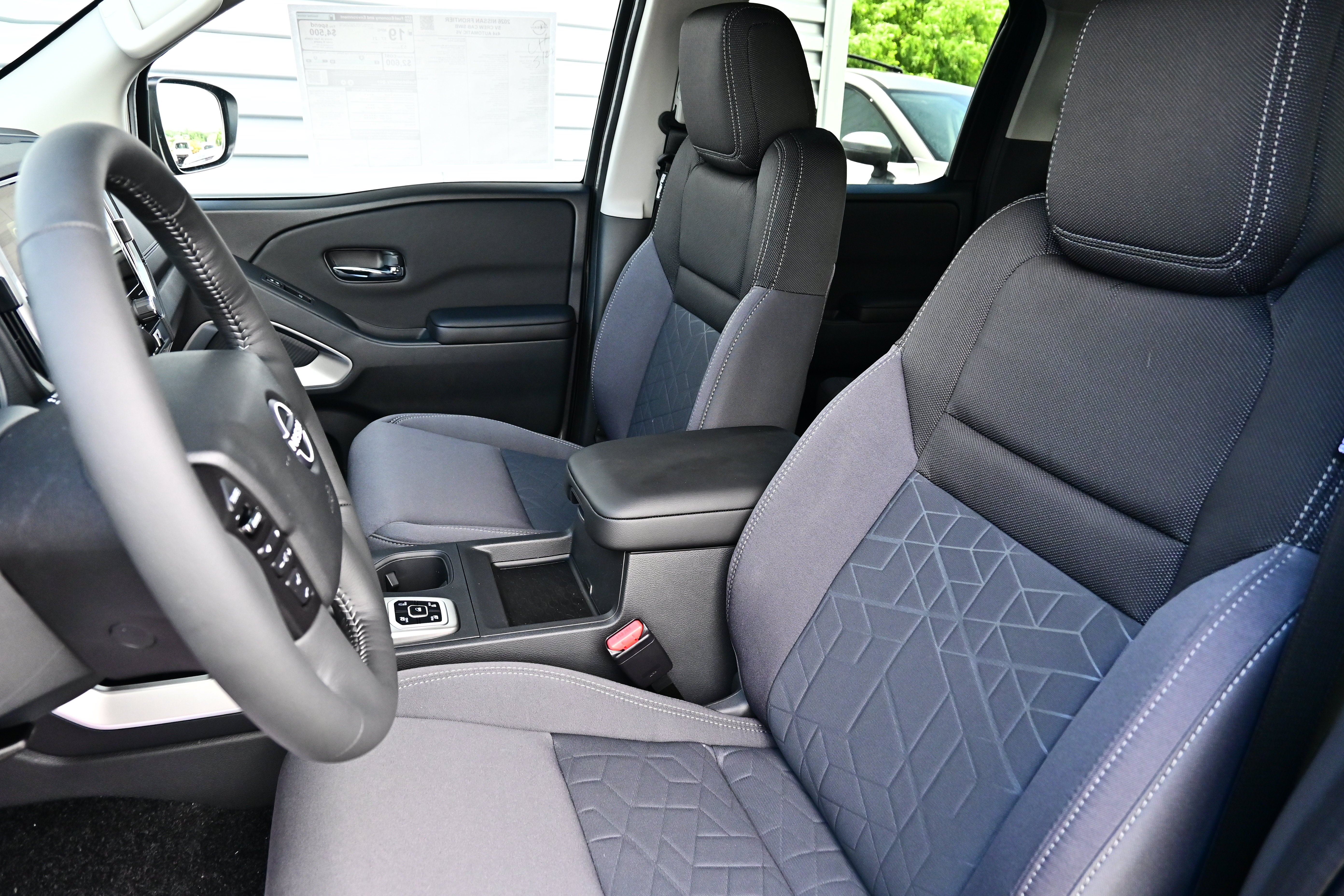 2026 Nissan Frontier Crew Cab SV