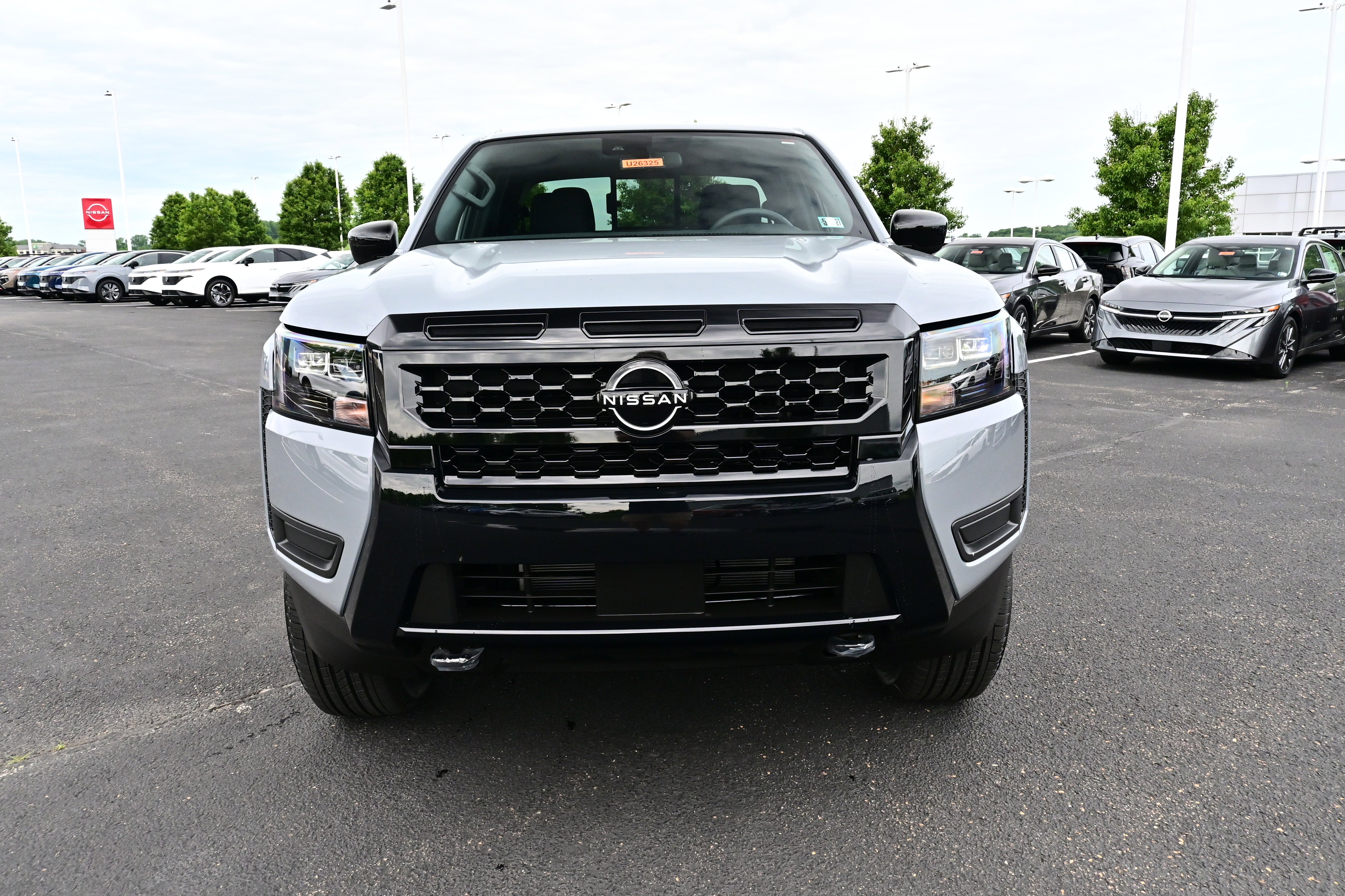 2026 Nissan Frontier Crew Cab SV