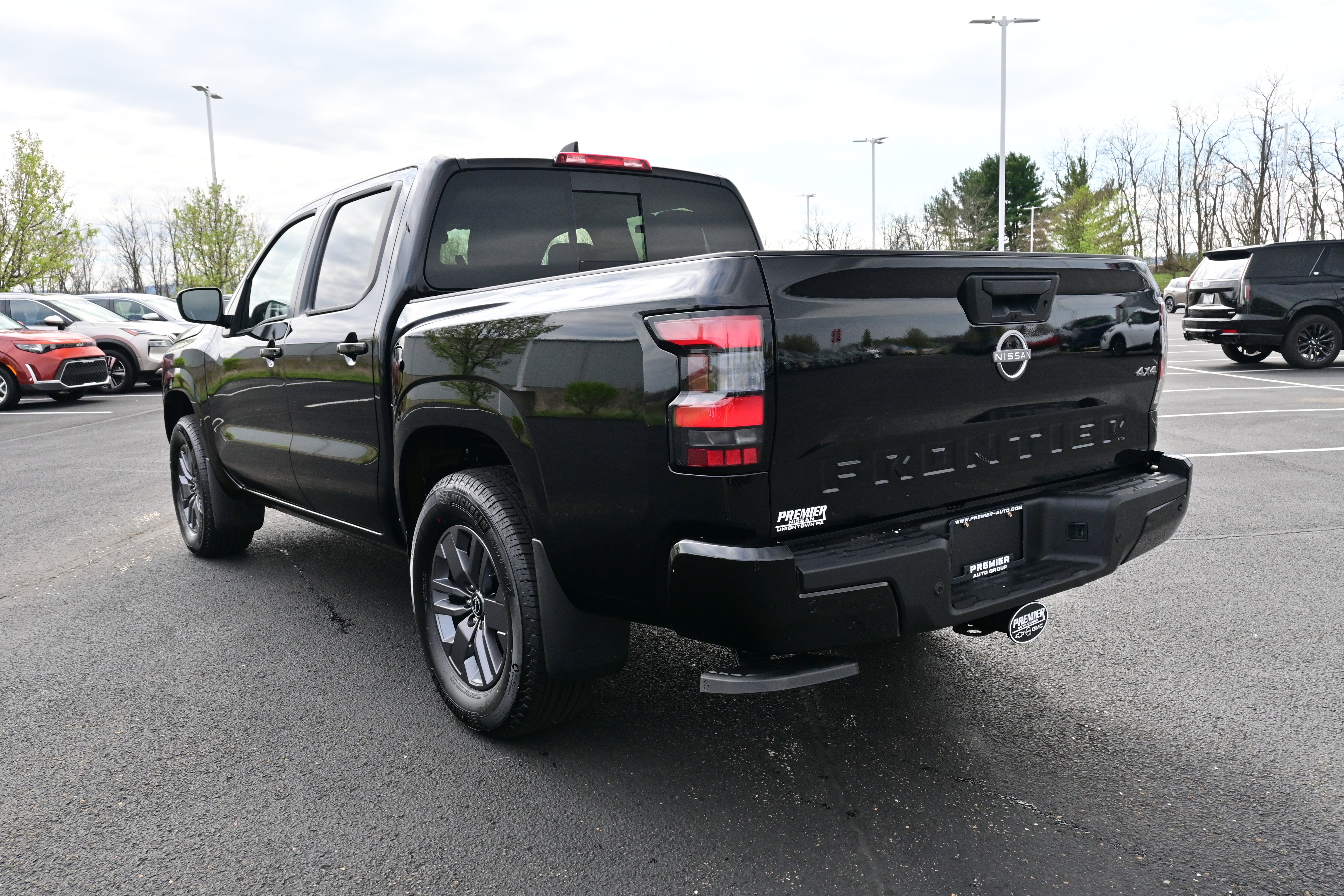 2026 Nissan Frontier Crew Cab SV