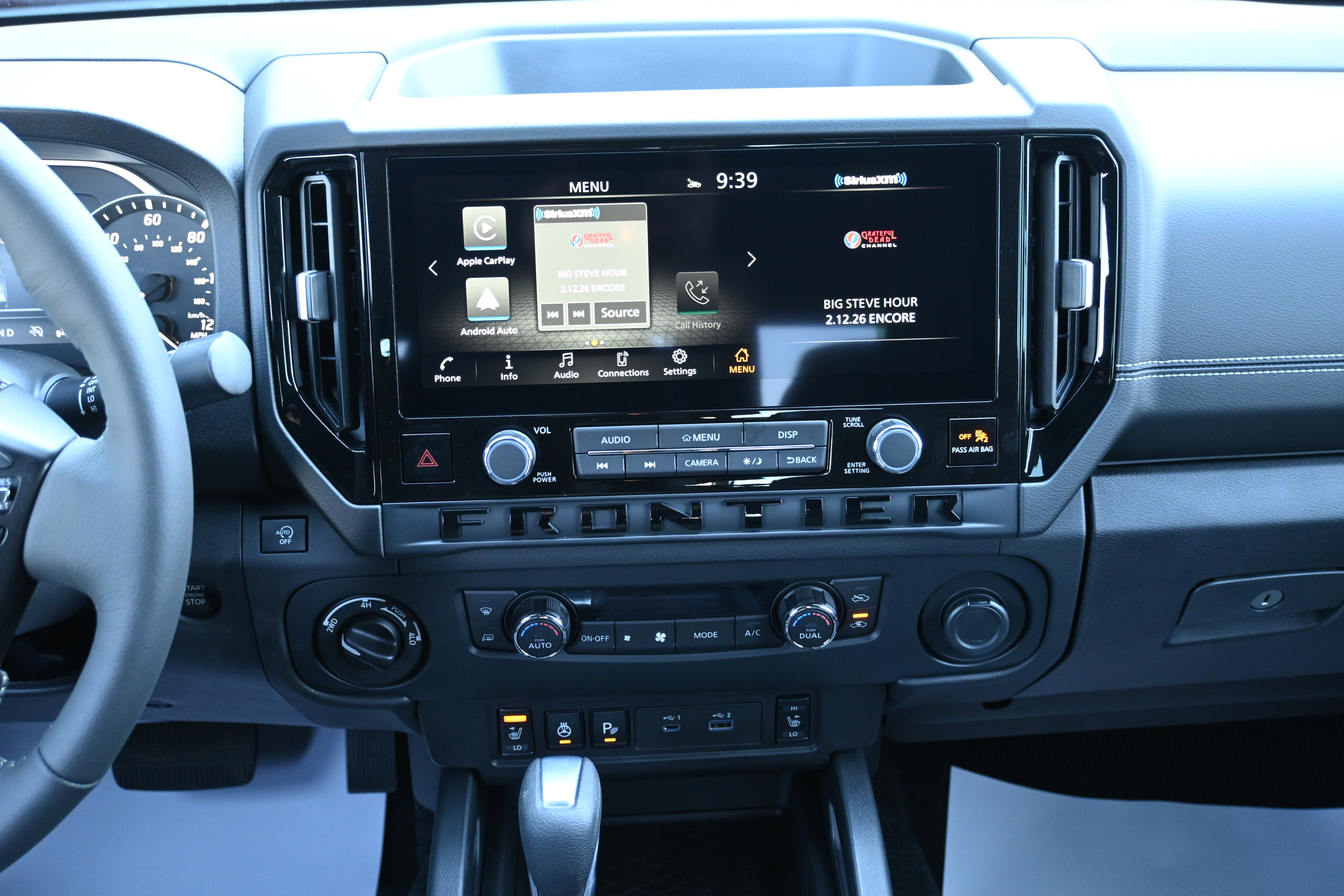 2026 Nissan Frontier Crew Cab SV