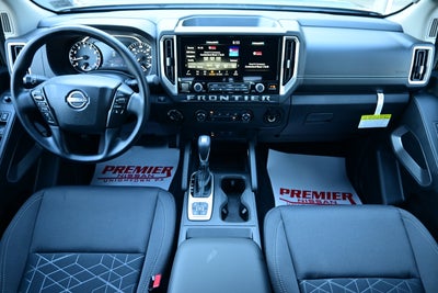 2026 Nissan Frontier Crew Cab SV