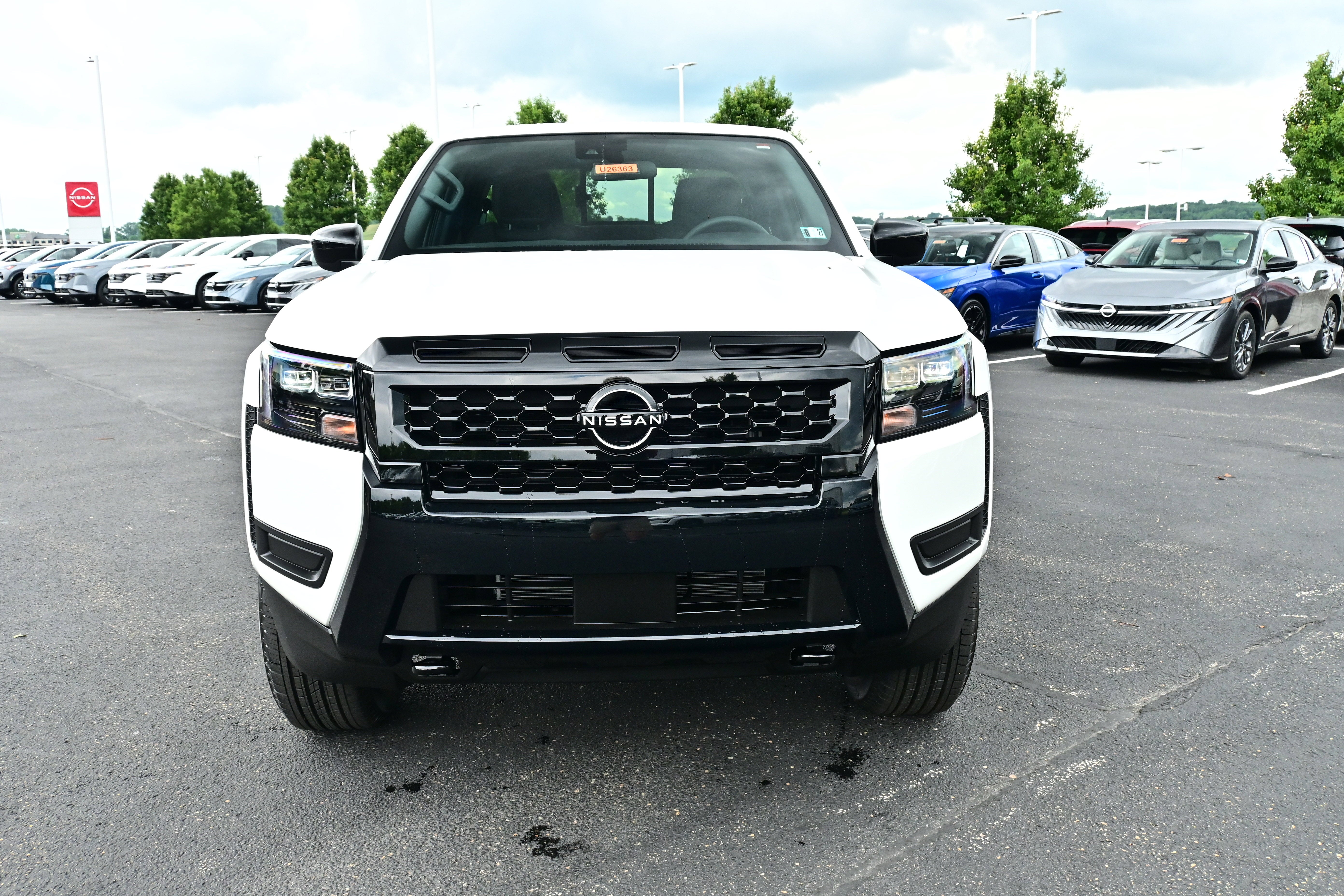 2026 Nissan Frontier Crew Cab SV