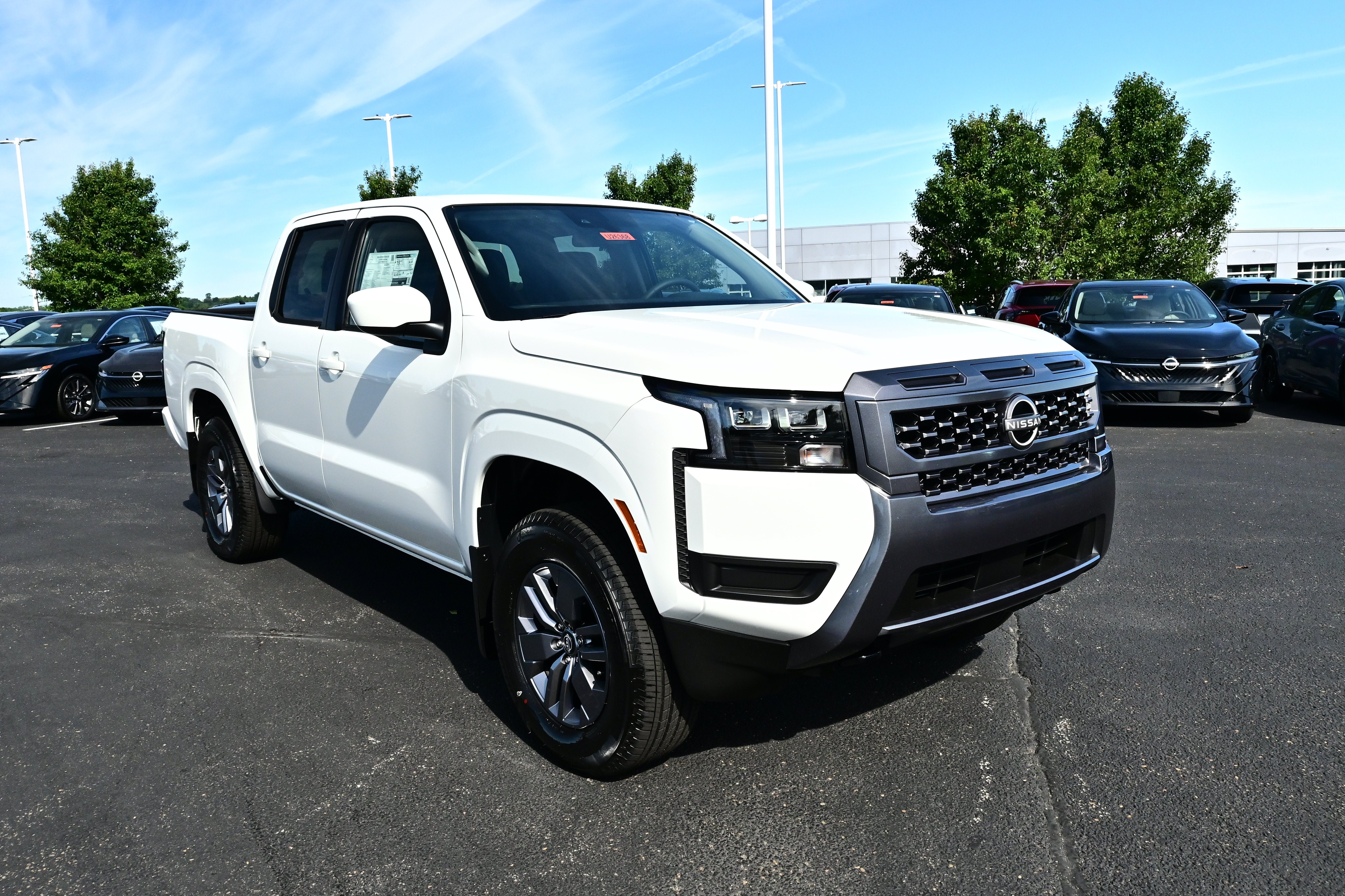 2026 Nissan Frontier Crew Cab SV