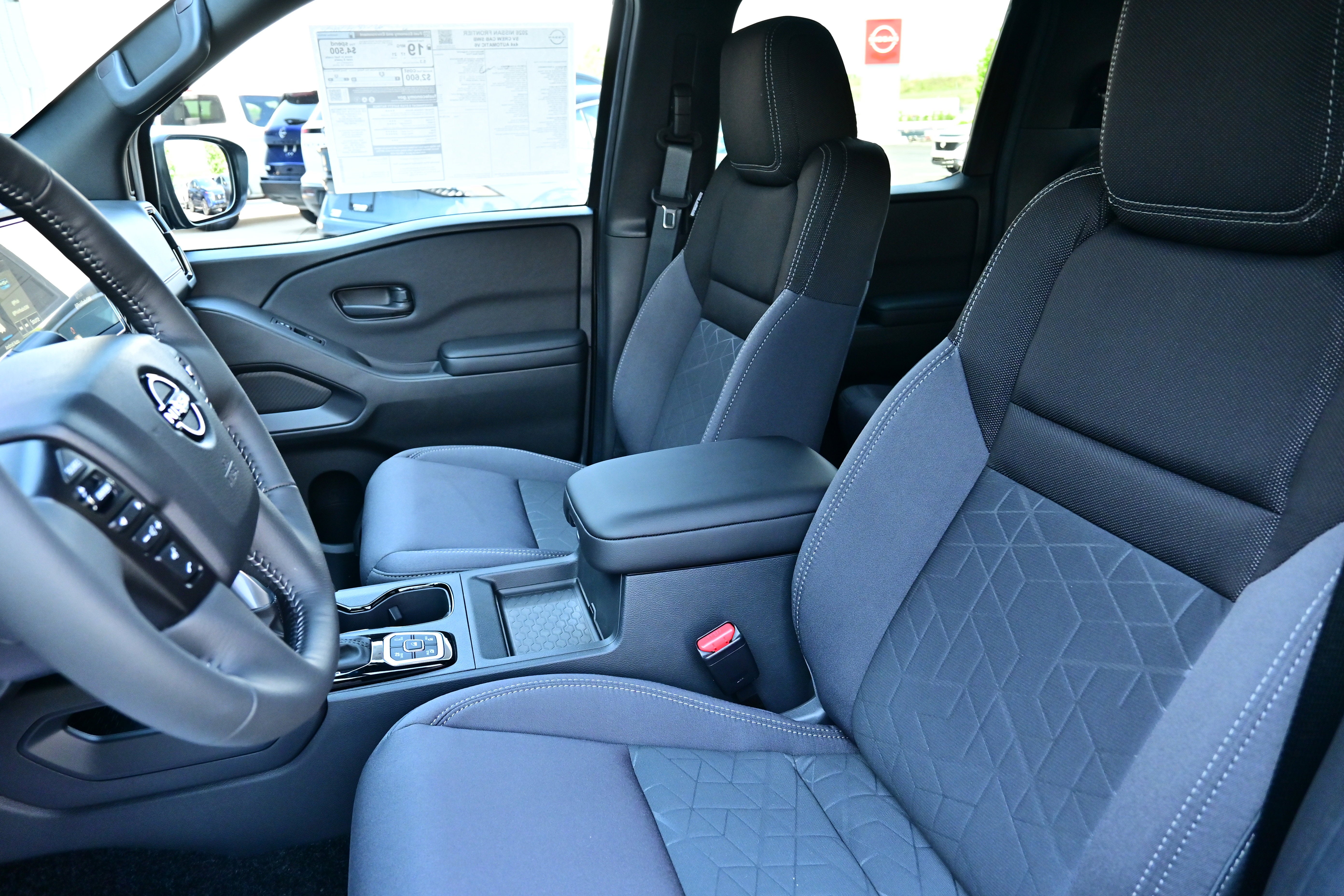 2026 Nissan Frontier Crew Cab SV