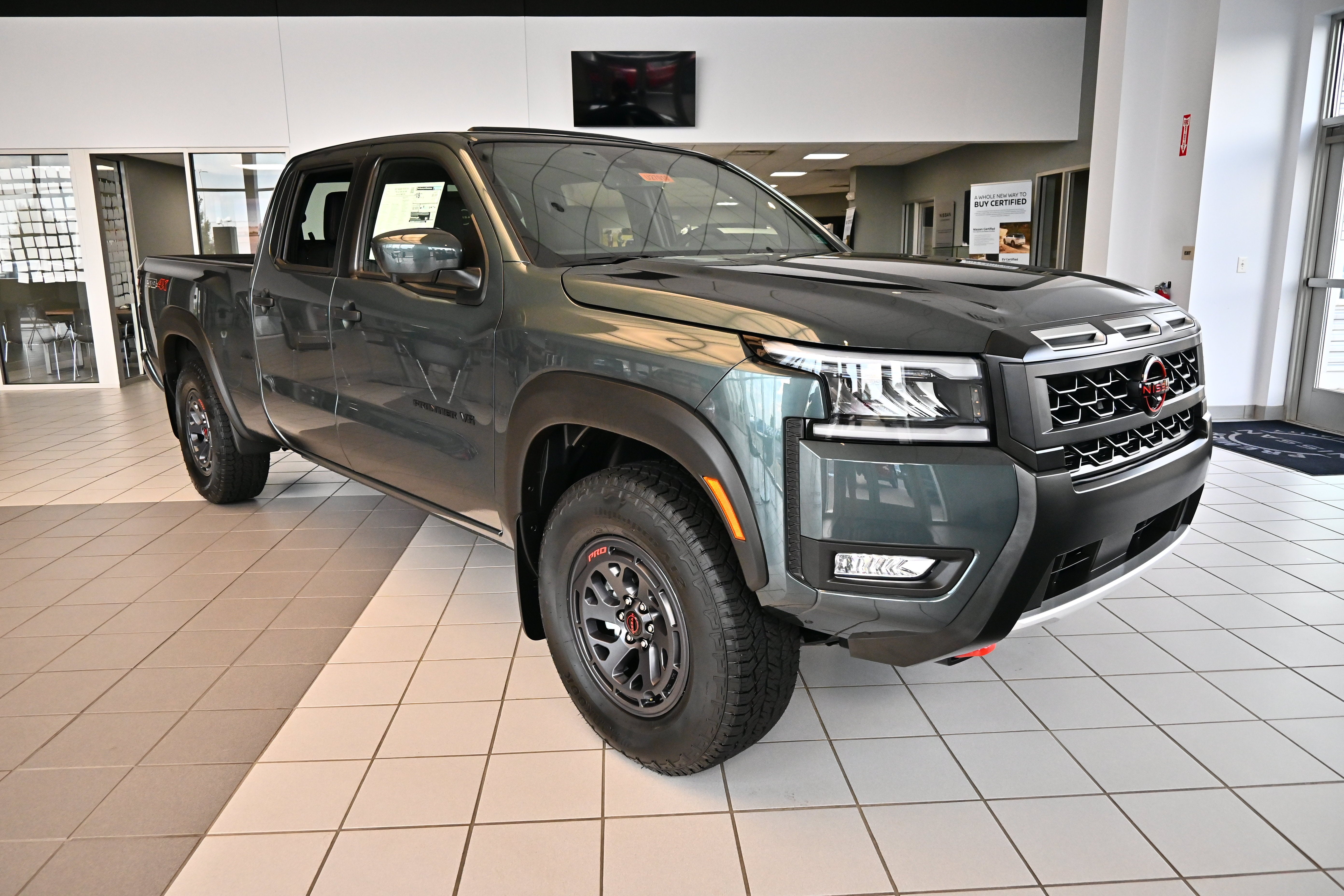 2027 Nissan Frontier Crew Cab PRO-4X® Long Bed
