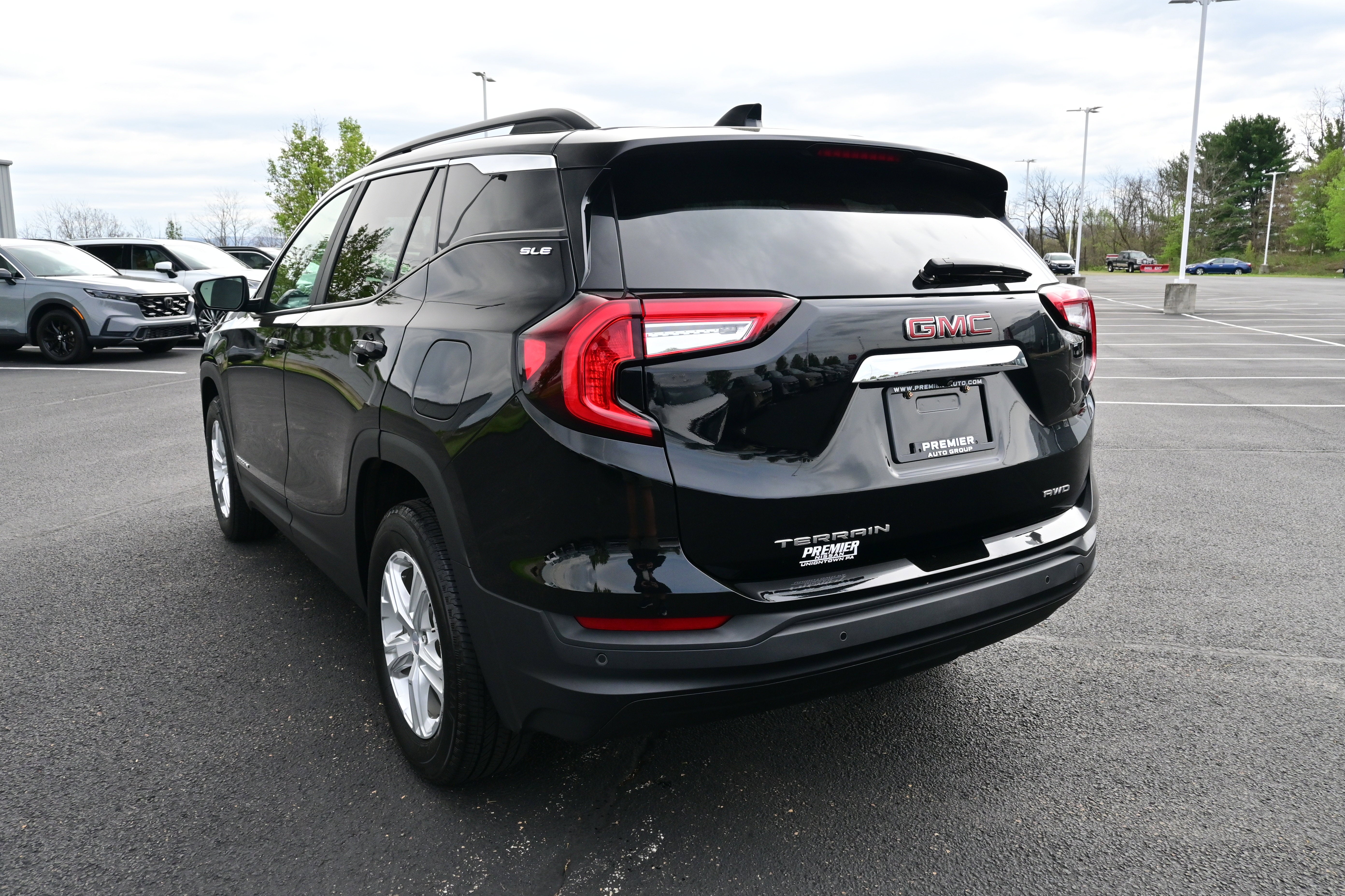 2023 GMC Terrain SLE