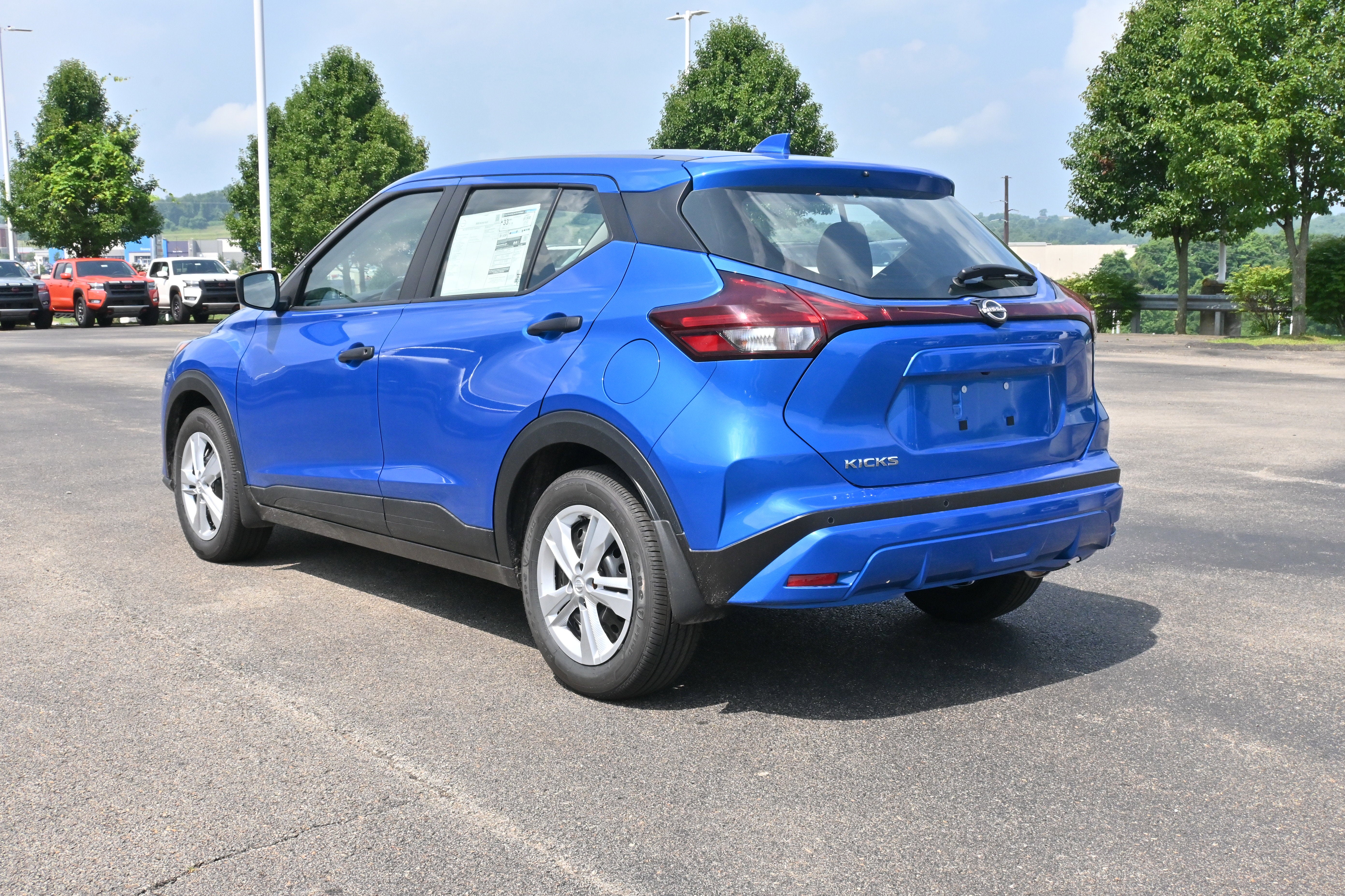 2025 Nissan Kicks Play S