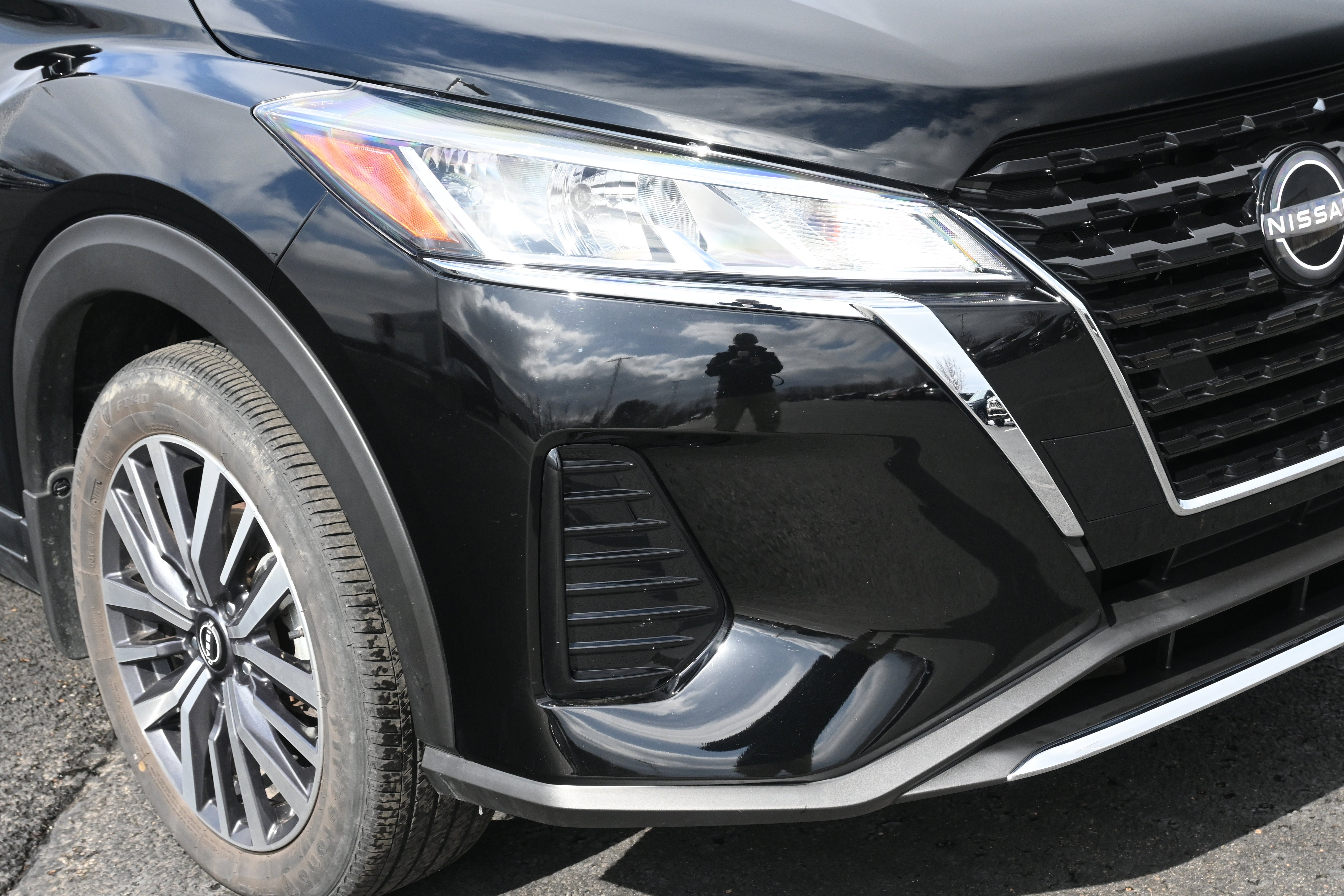 2023 Nissan Kicks SV