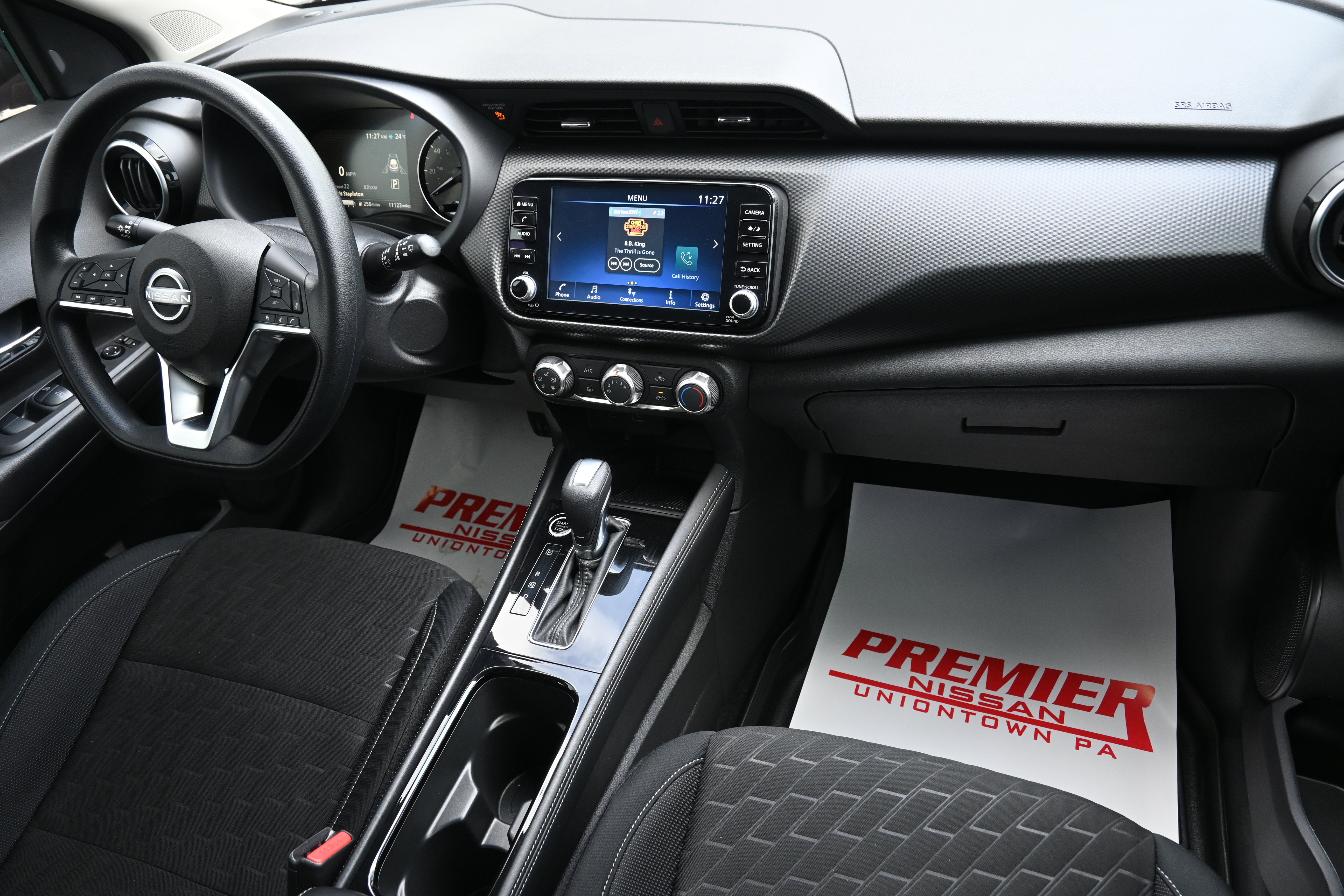 2023 Nissan Kicks SV