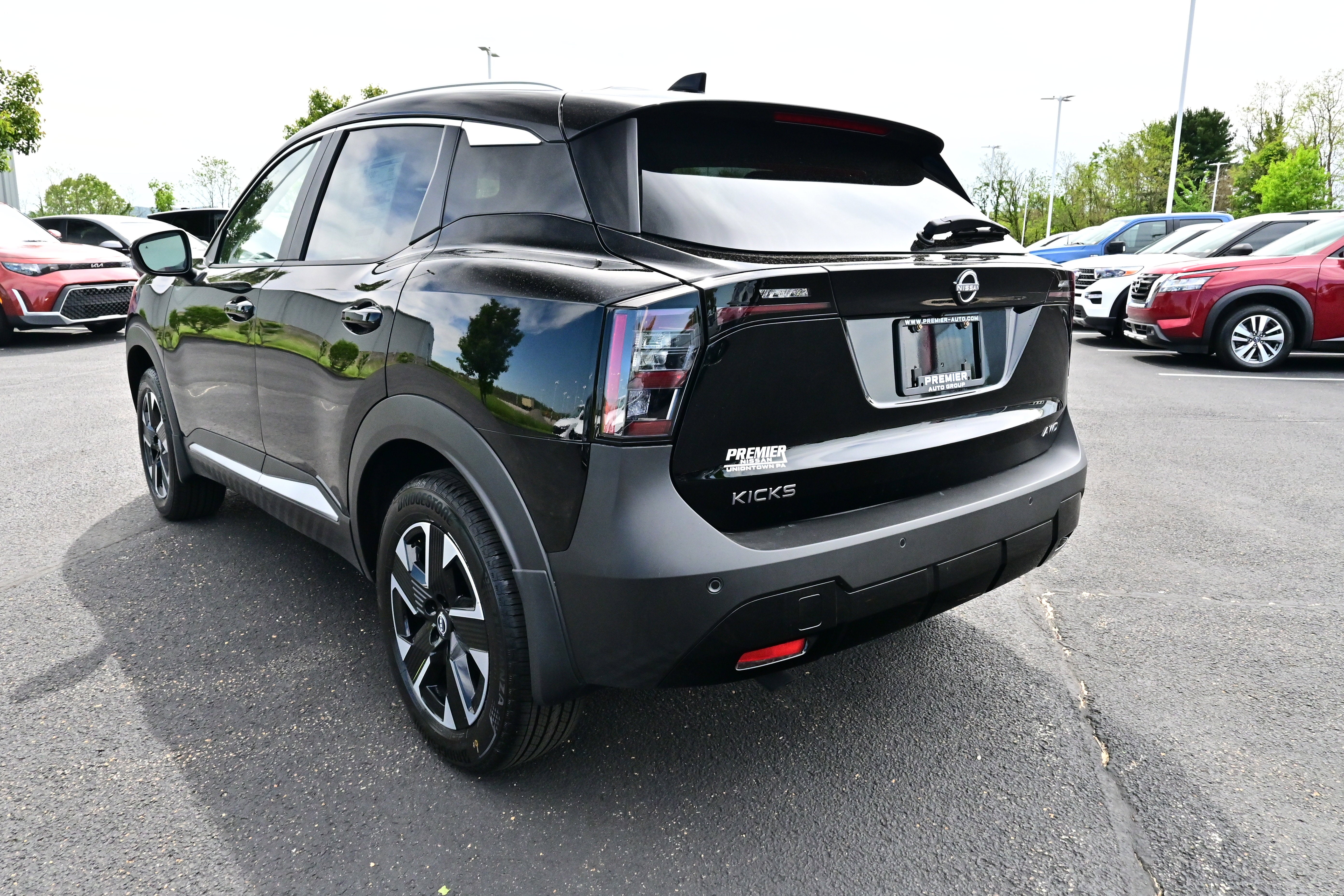 2026 Nissan Kicks SV