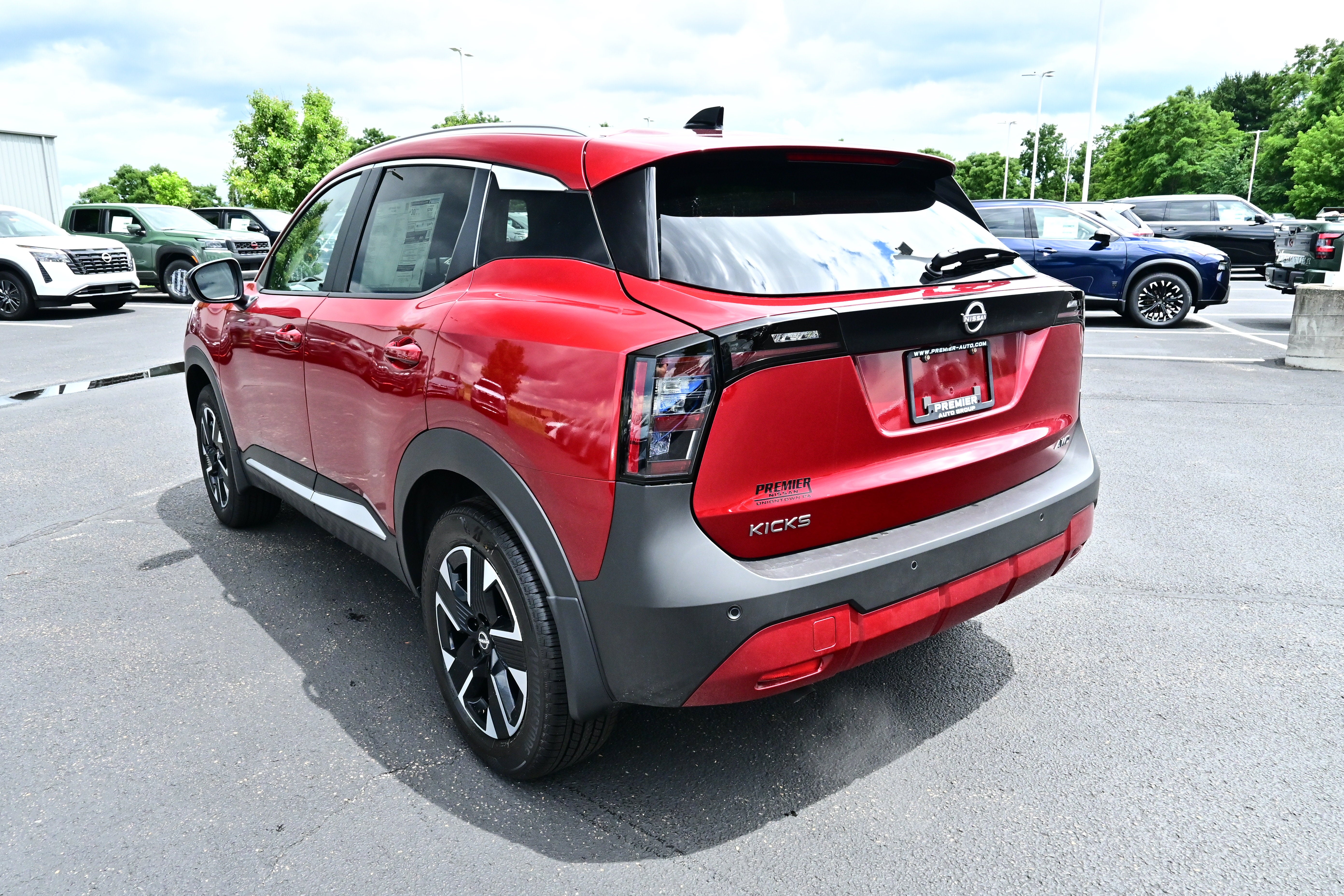 2026 Nissan Kicks SV