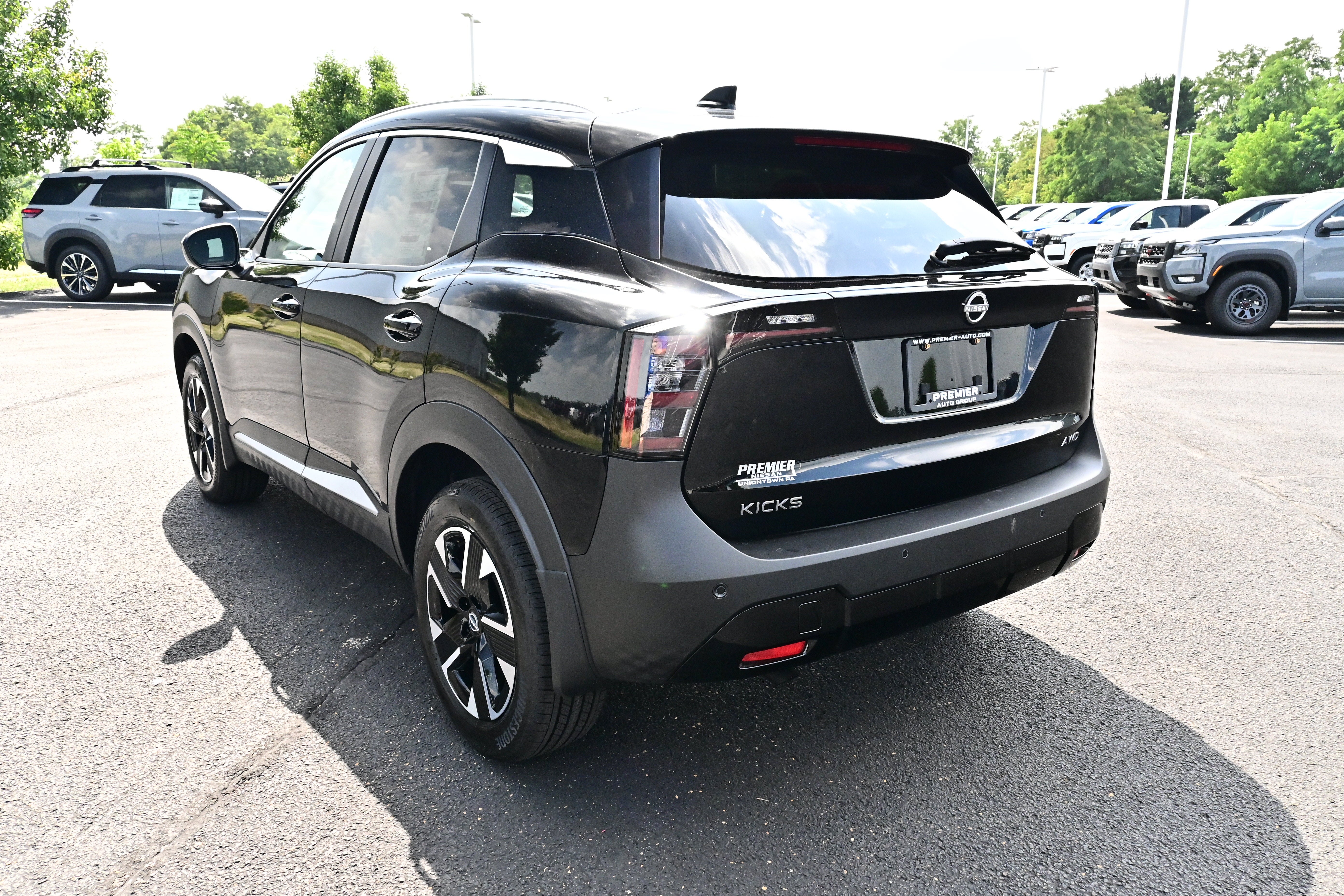 2026 Nissan Kicks SV