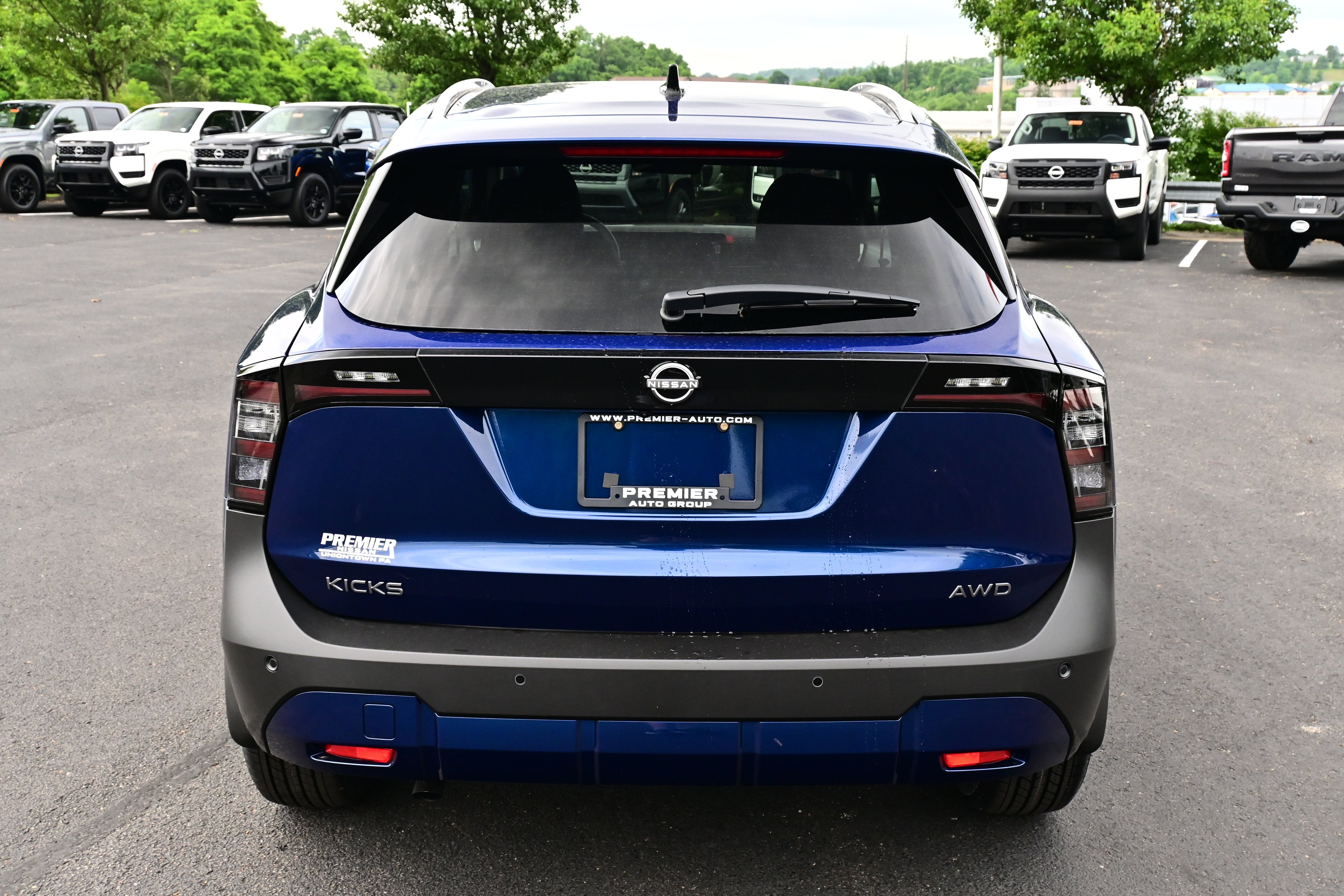 2026 Nissan Kicks SV