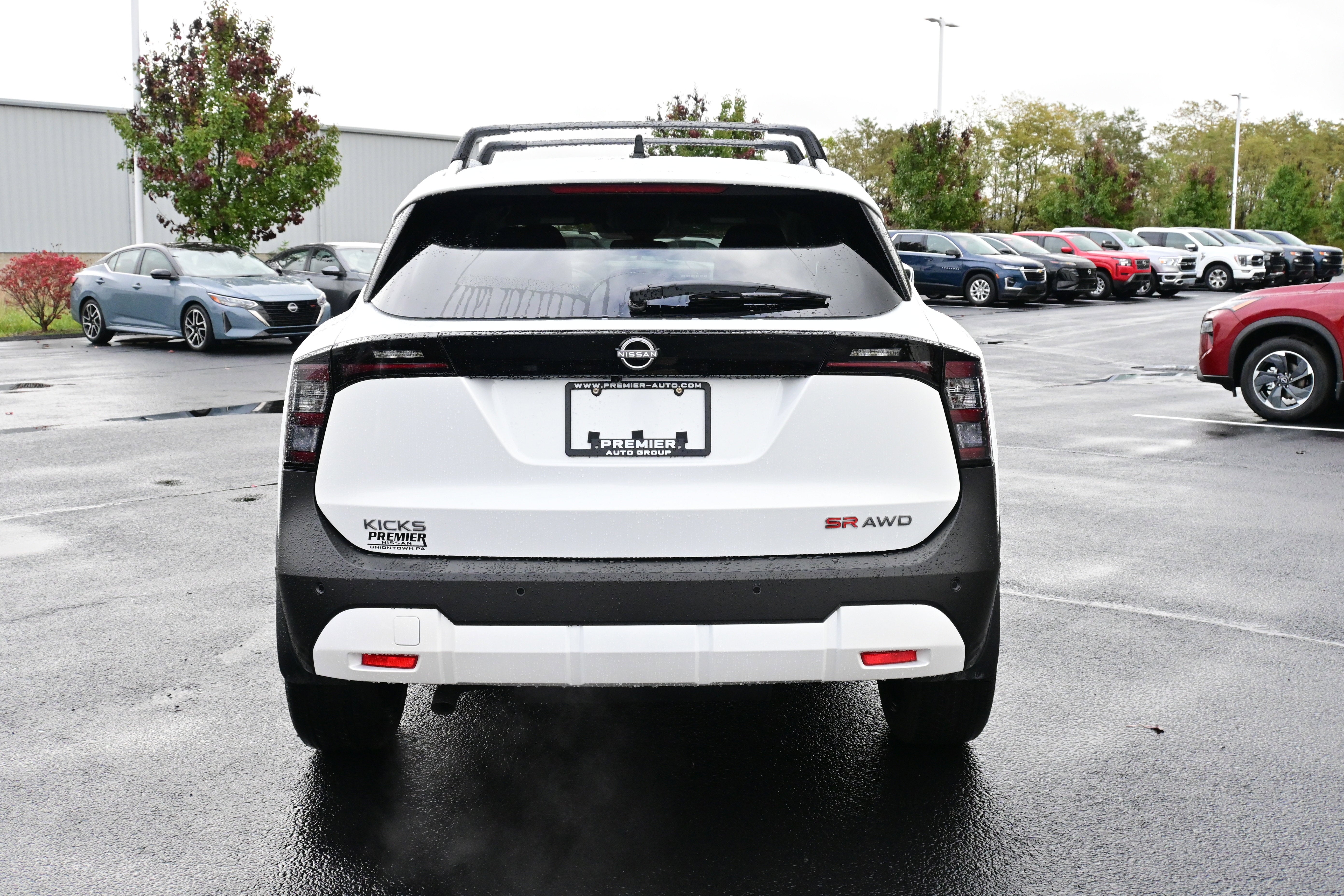 2026 Nissan Kicks SR