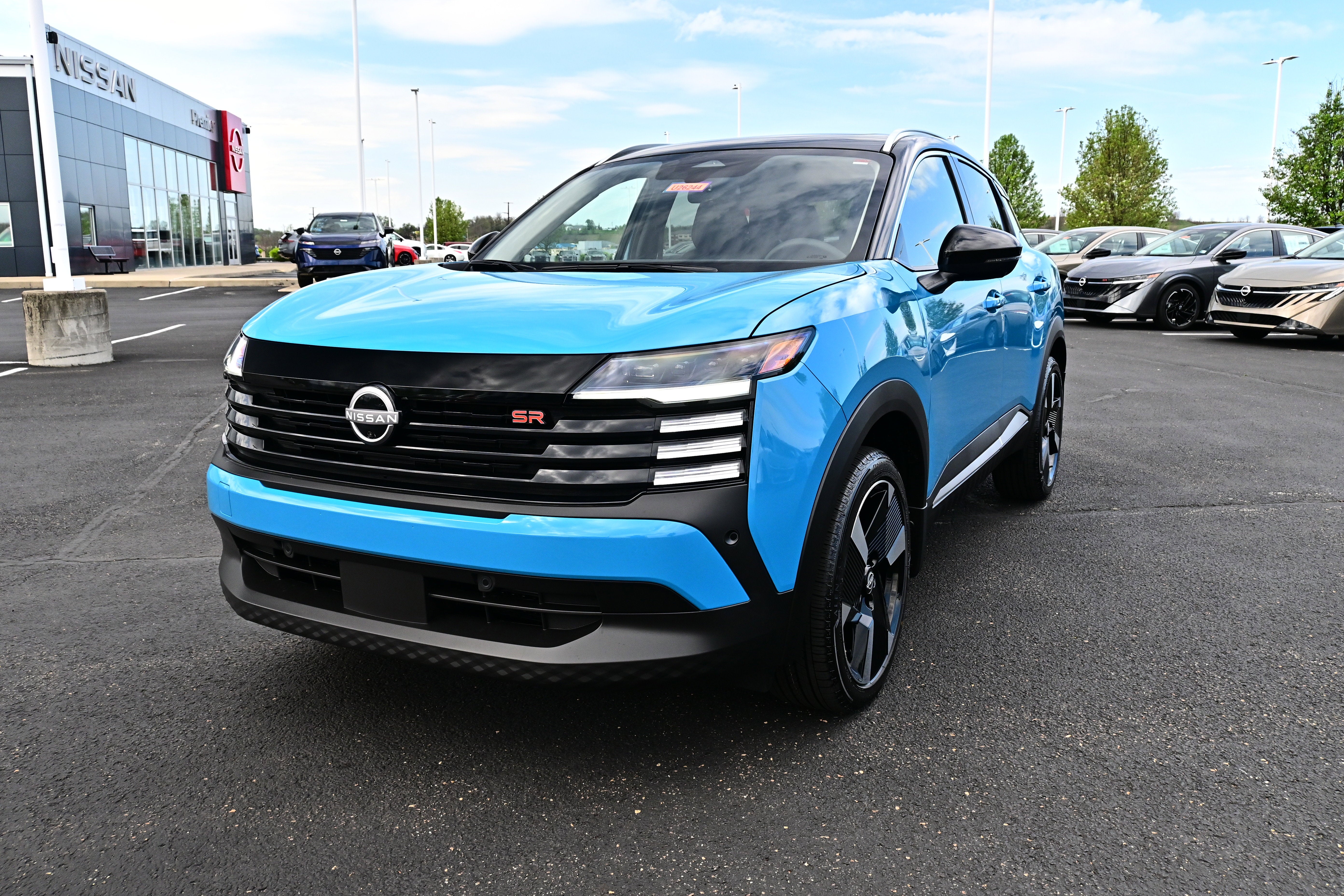 2026 Nissan Kicks SR