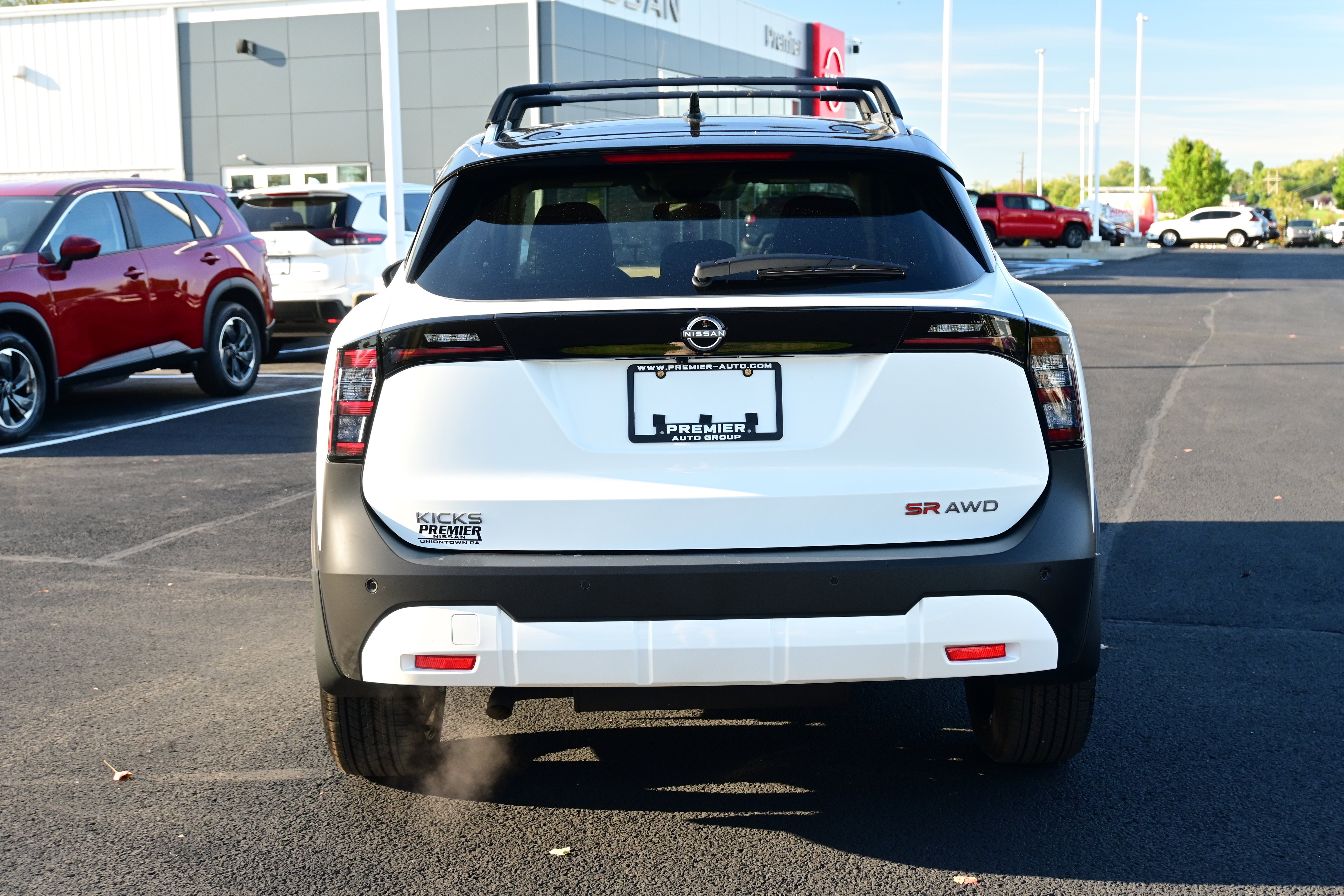 2026 Nissan Kicks SR