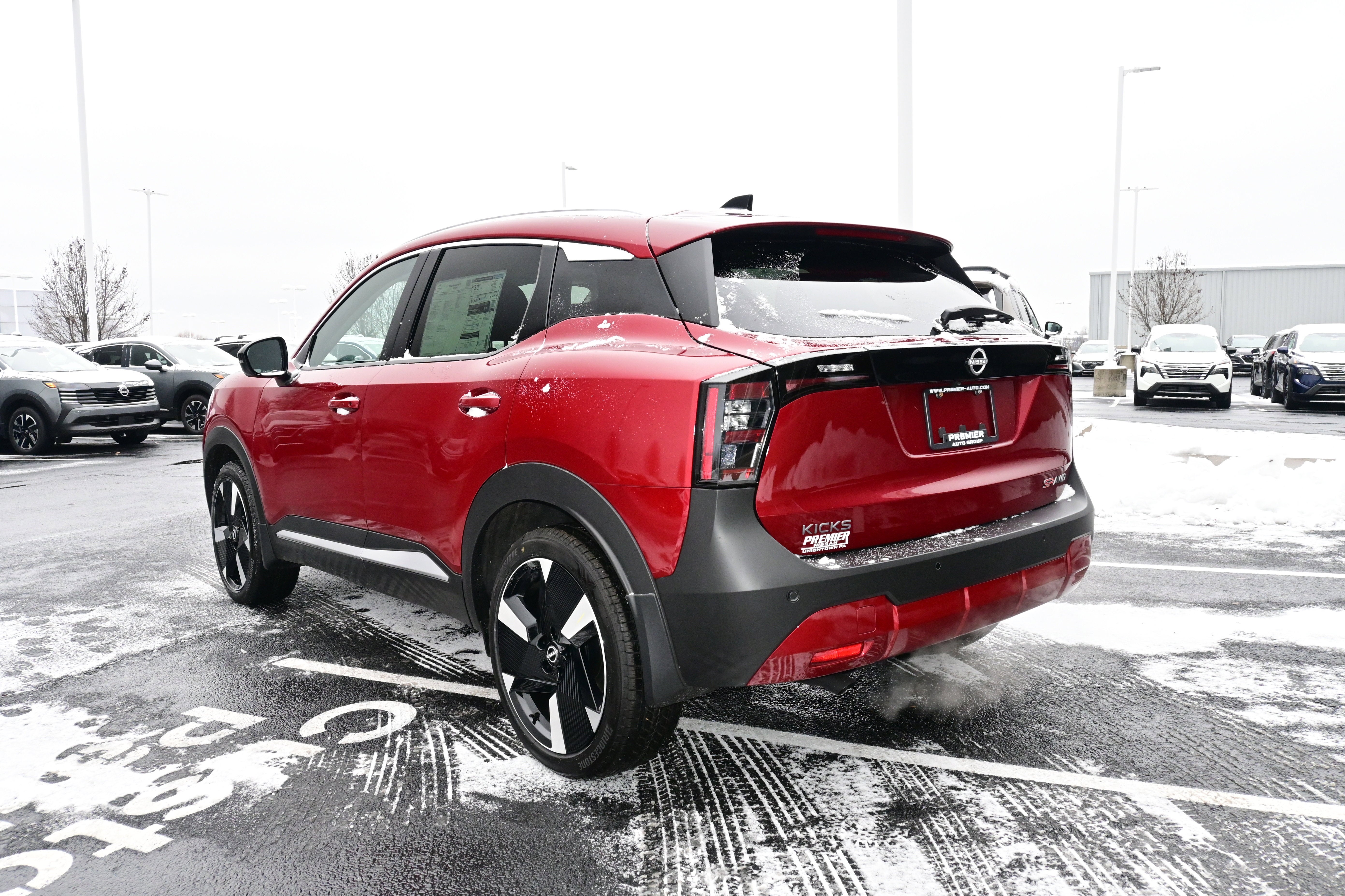 2026 Nissan Kicks SR