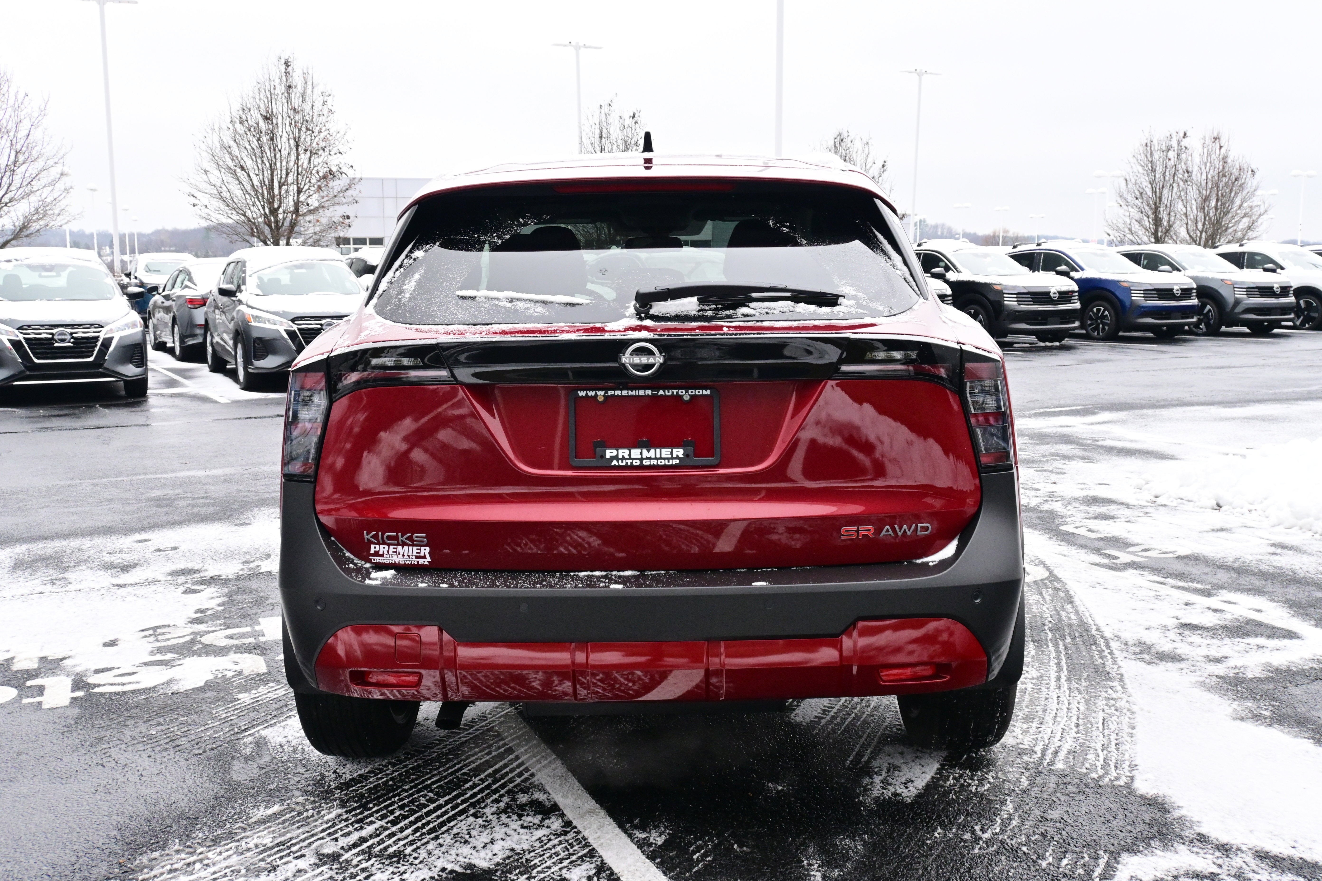 2026 Nissan Kicks SR