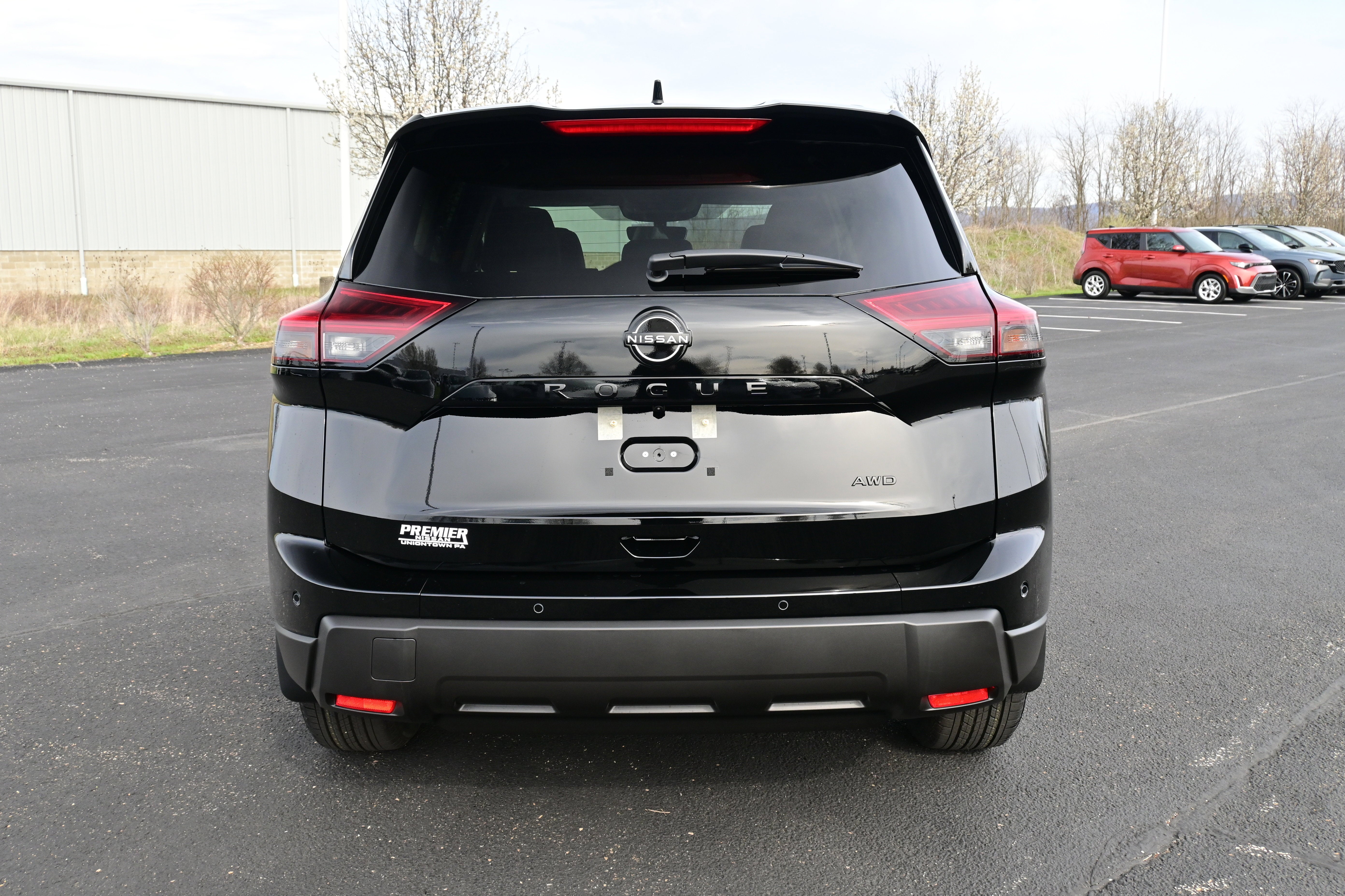 2026 Nissan Rogue Dark Armor