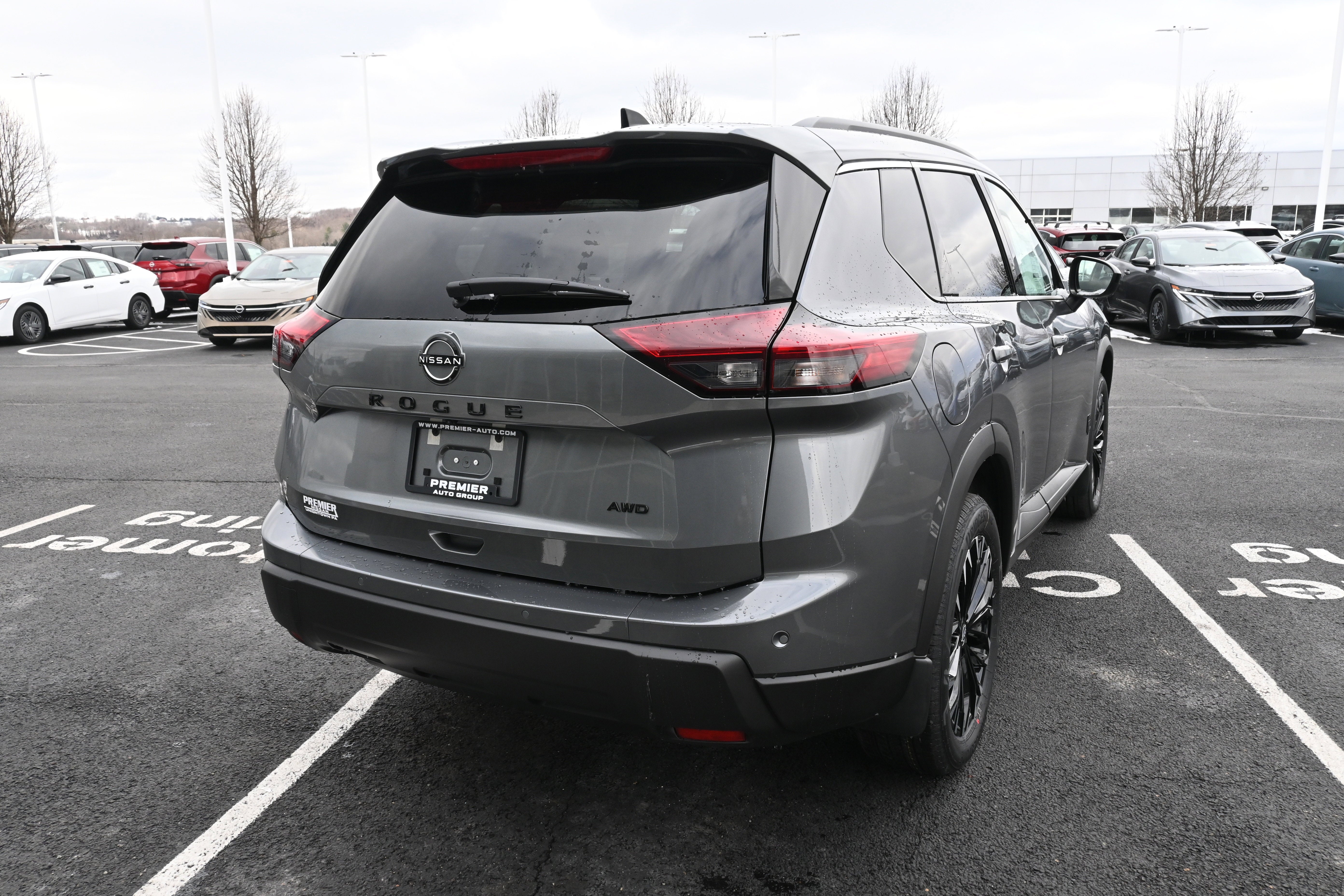 2026 Nissan Rogue Dark Armor™