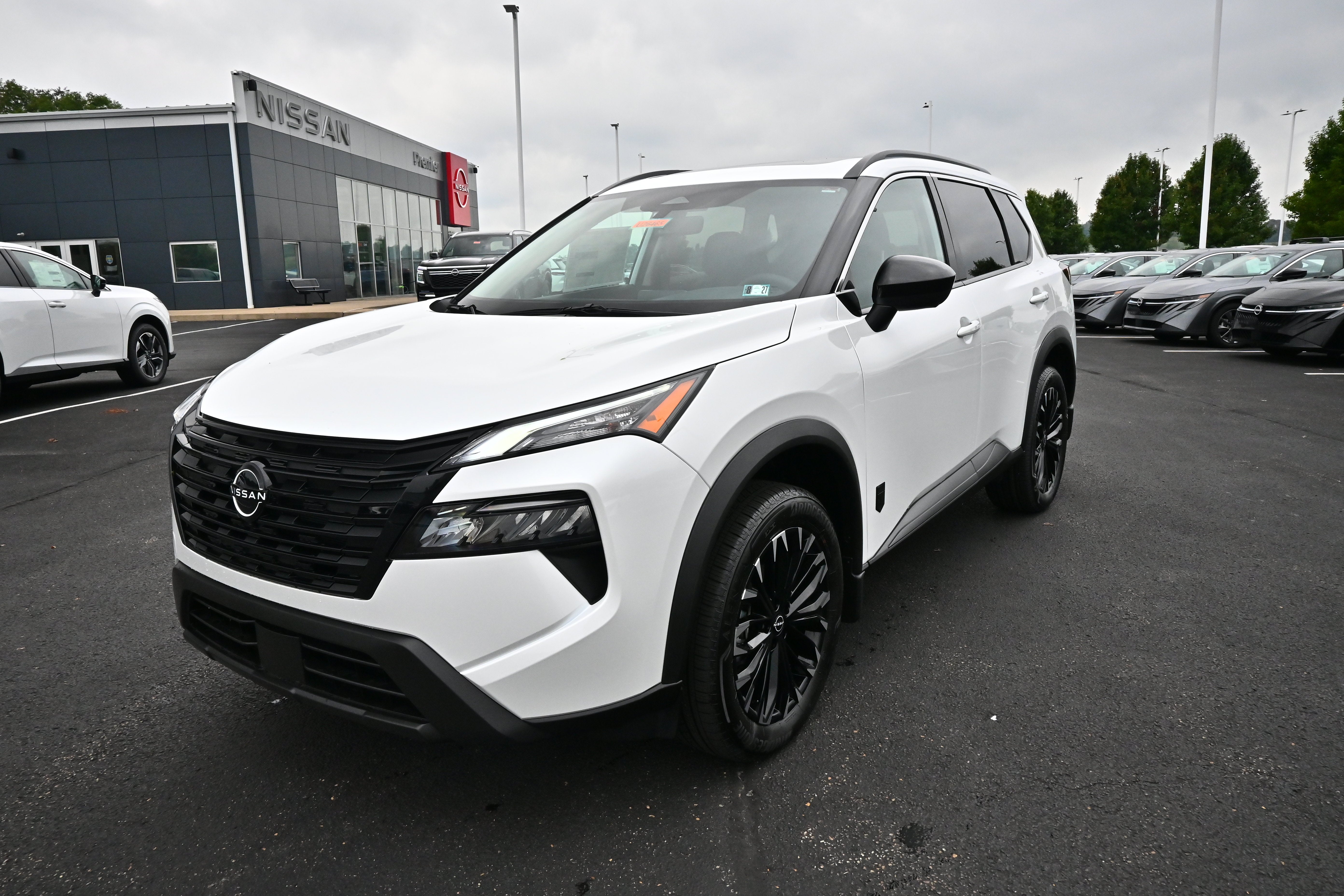2026 Nissan Rogue Dark Armor™