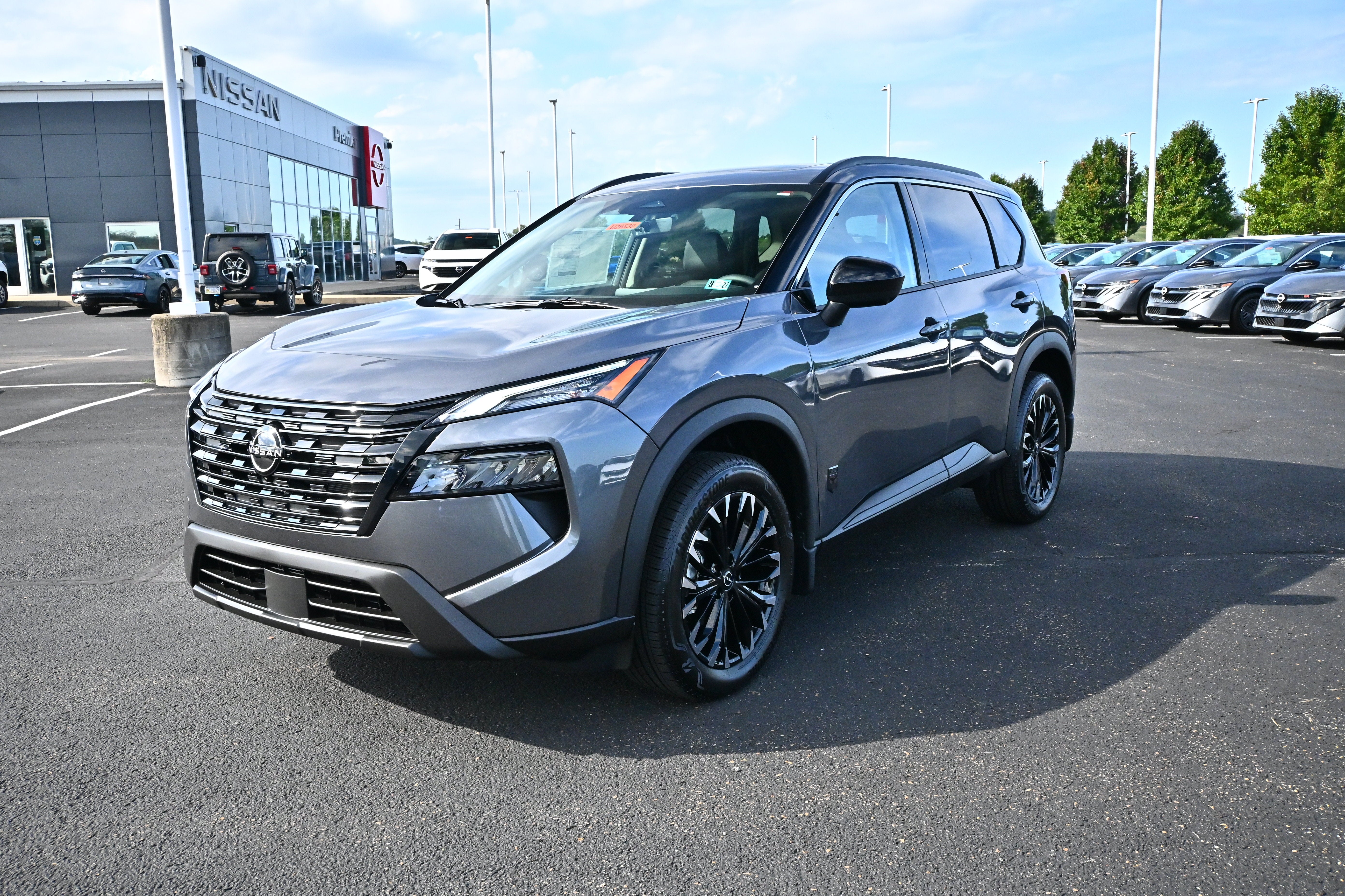 2026 Nissan Rogue Dark Armor™