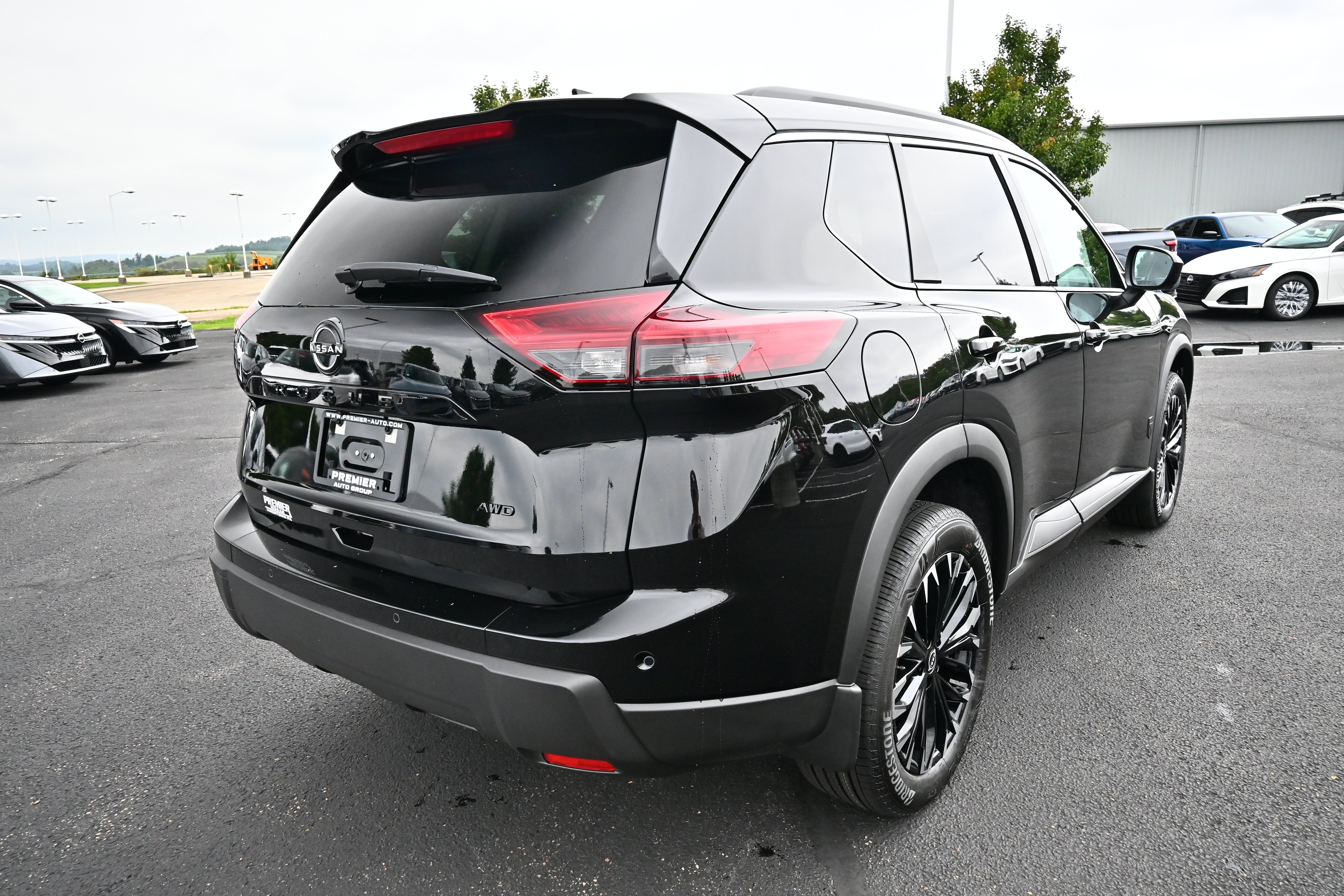 2026 Nissan Rogue Dark Armor™