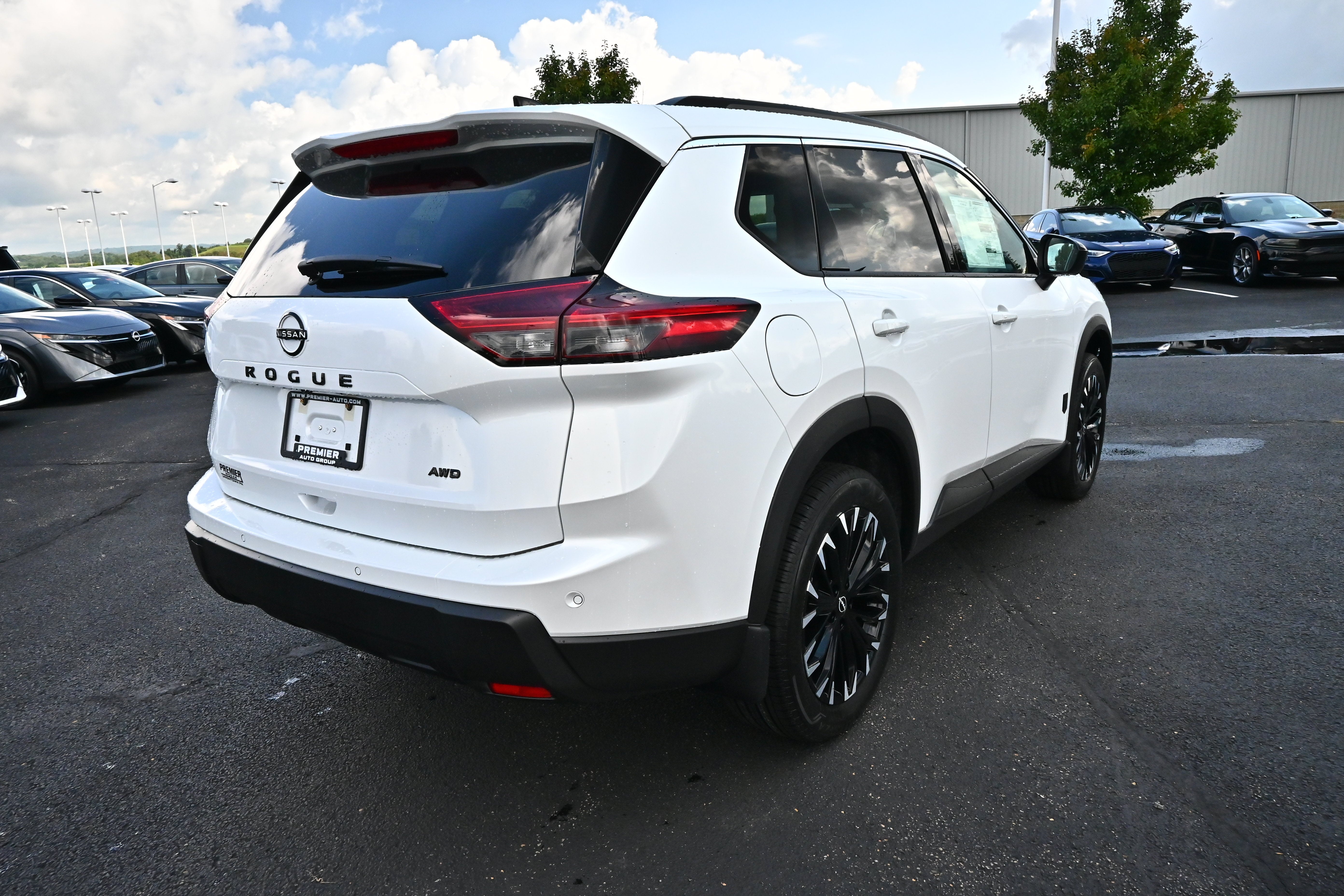 2026 Nissan Rogue Dark Armor™