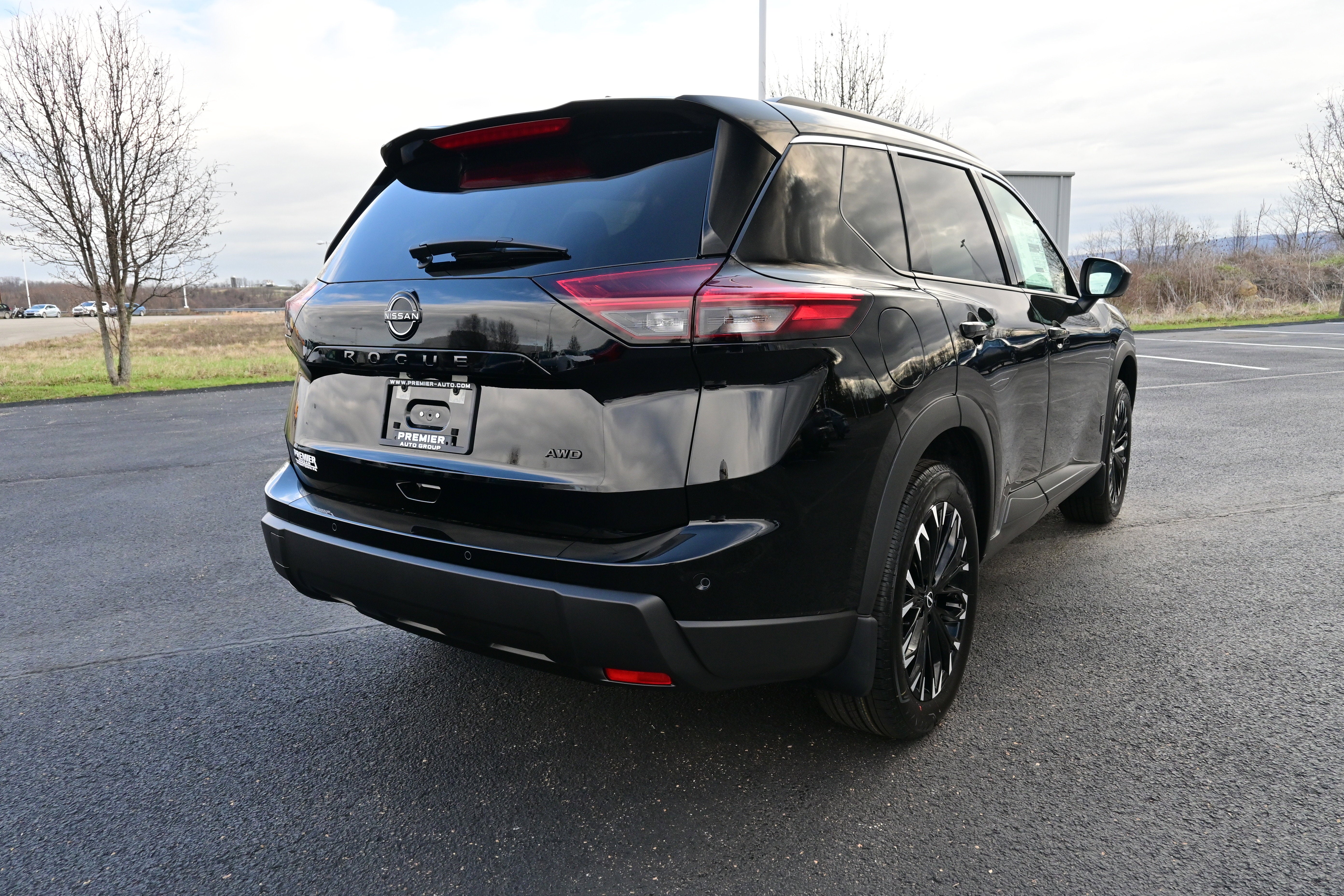 2026 Nissan Rogue Dark Armor™