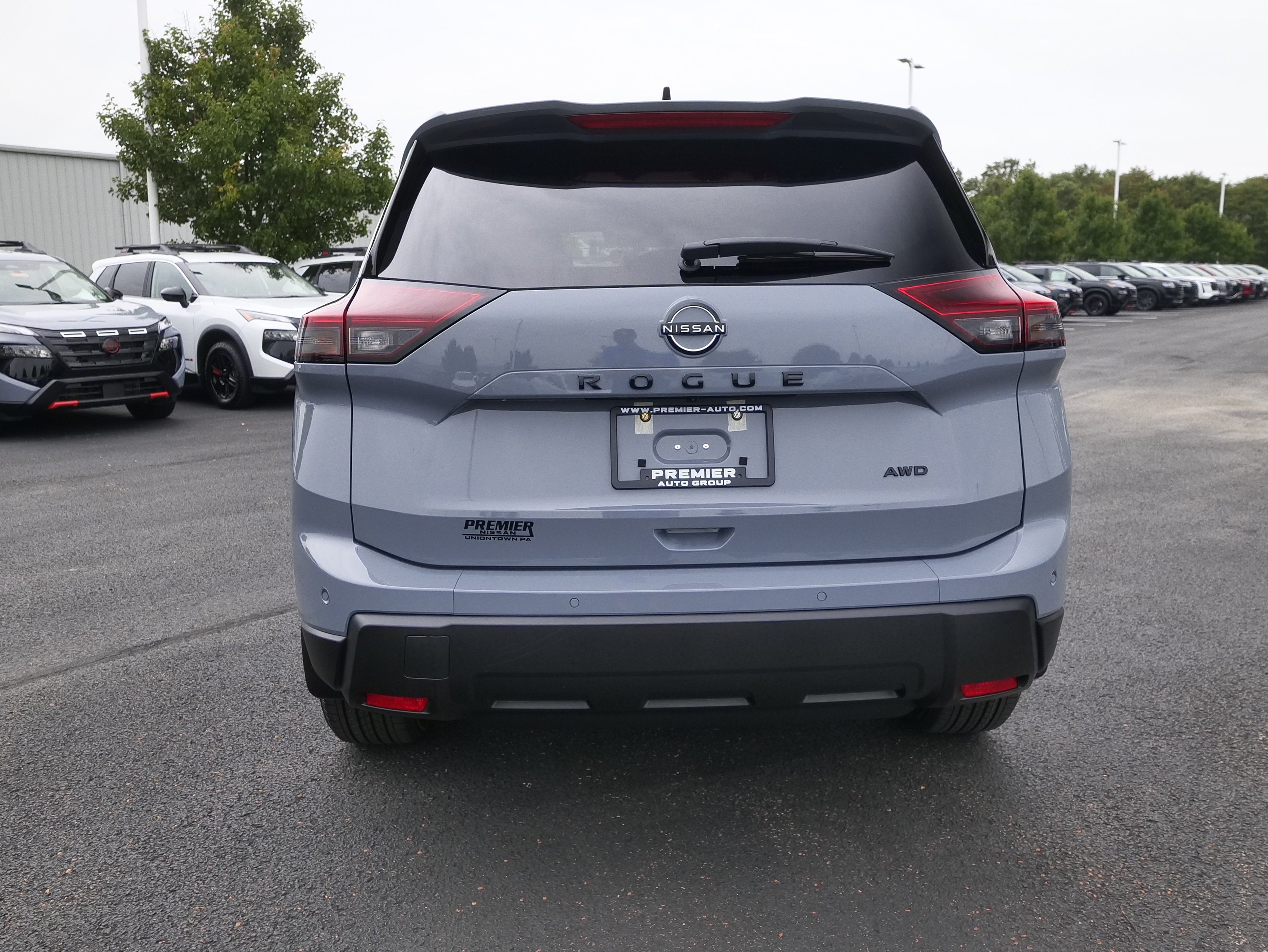 2026 Nissan Rogue Dark Armor