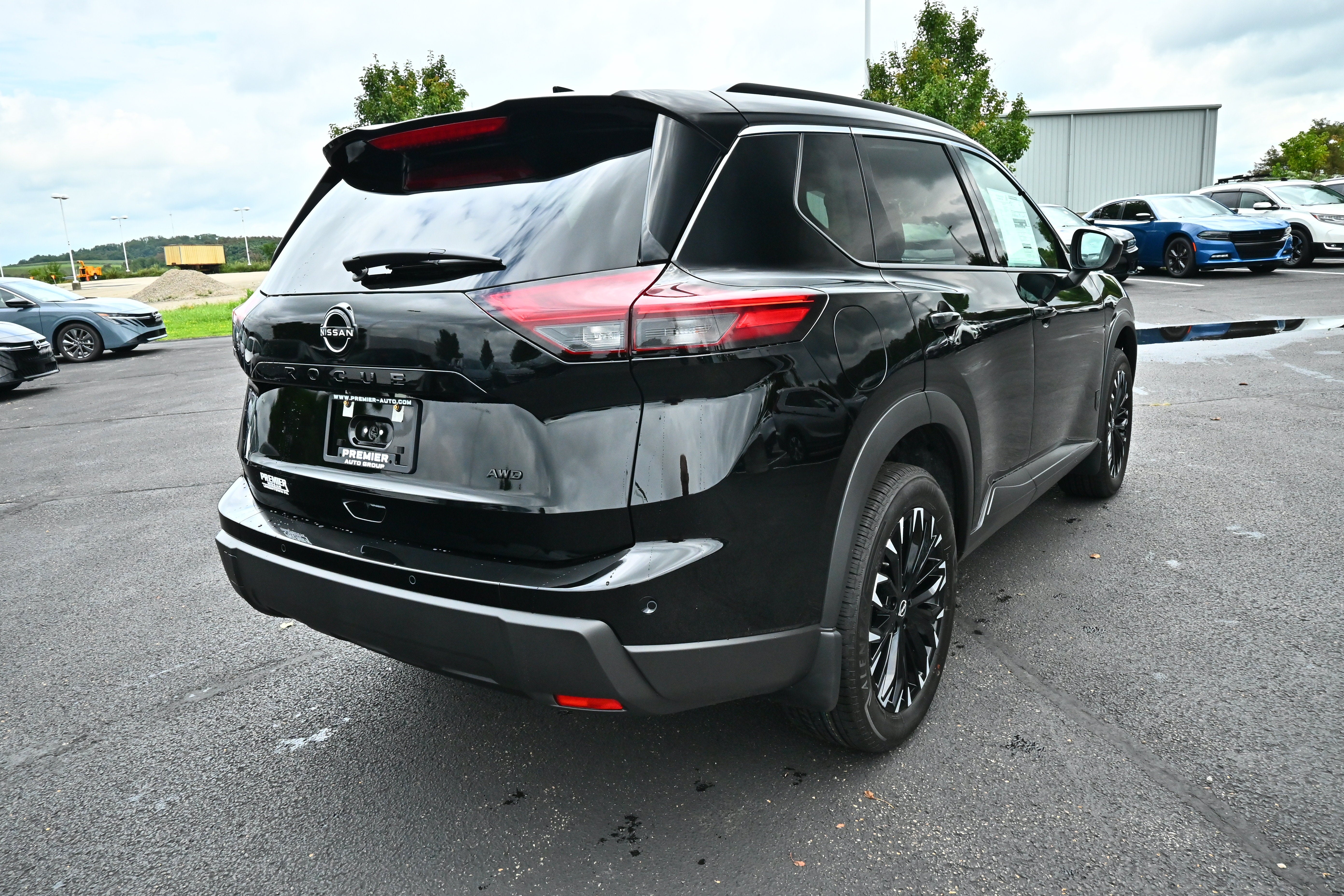 2026 Nissan Rogue Dark Armor™