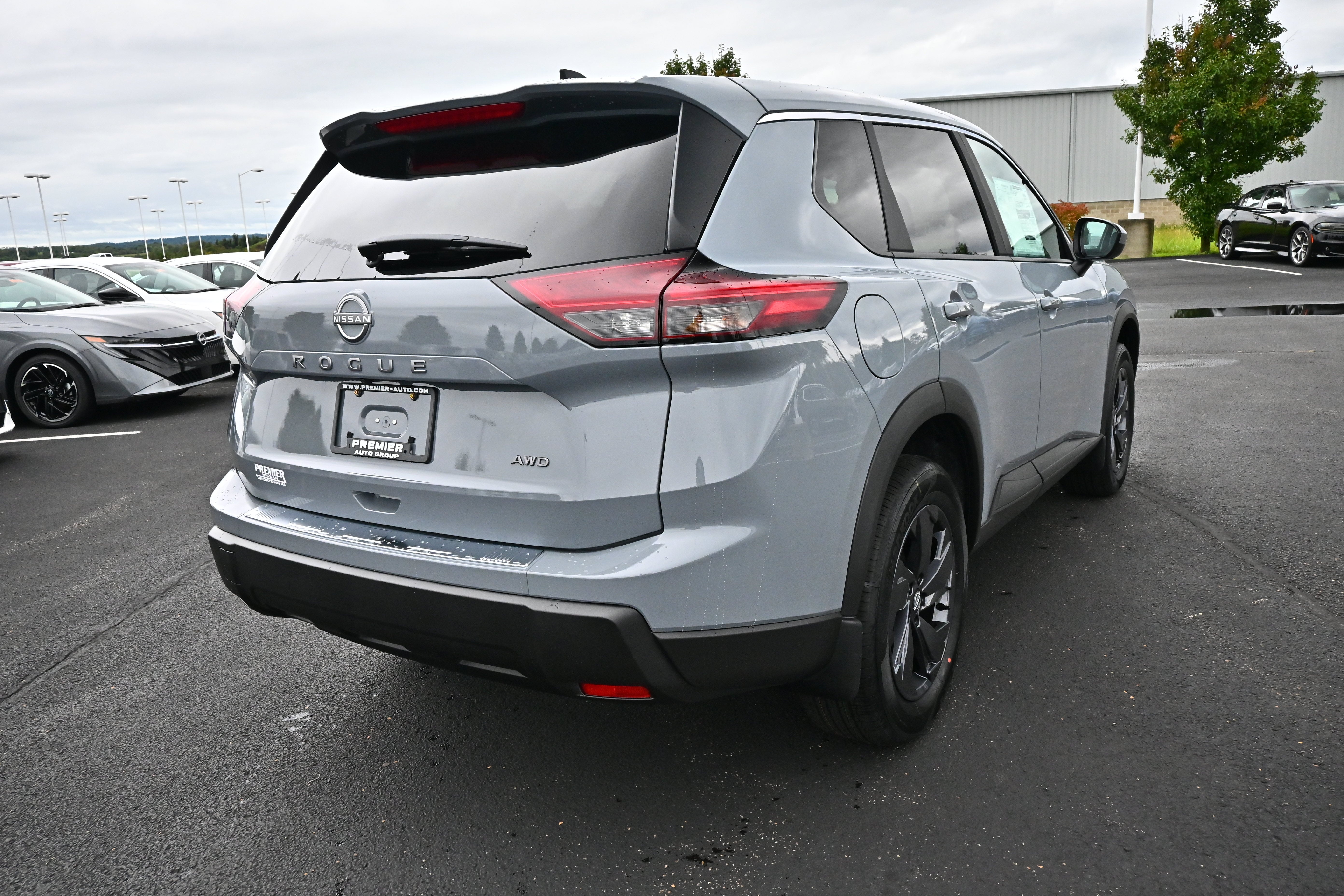 2026 Nissan Rogue SV