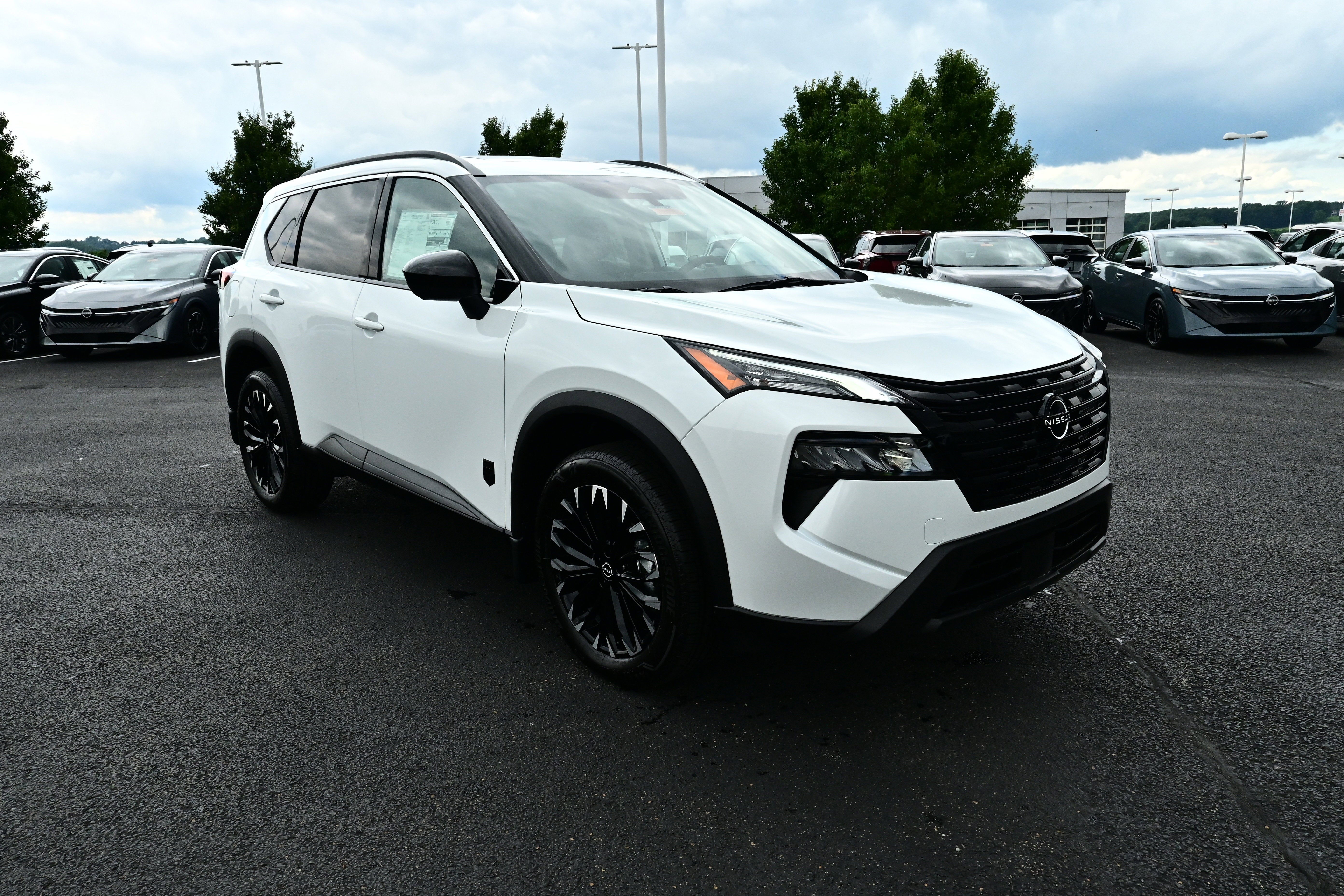 2026 Nissan Rogue Dark Armor™