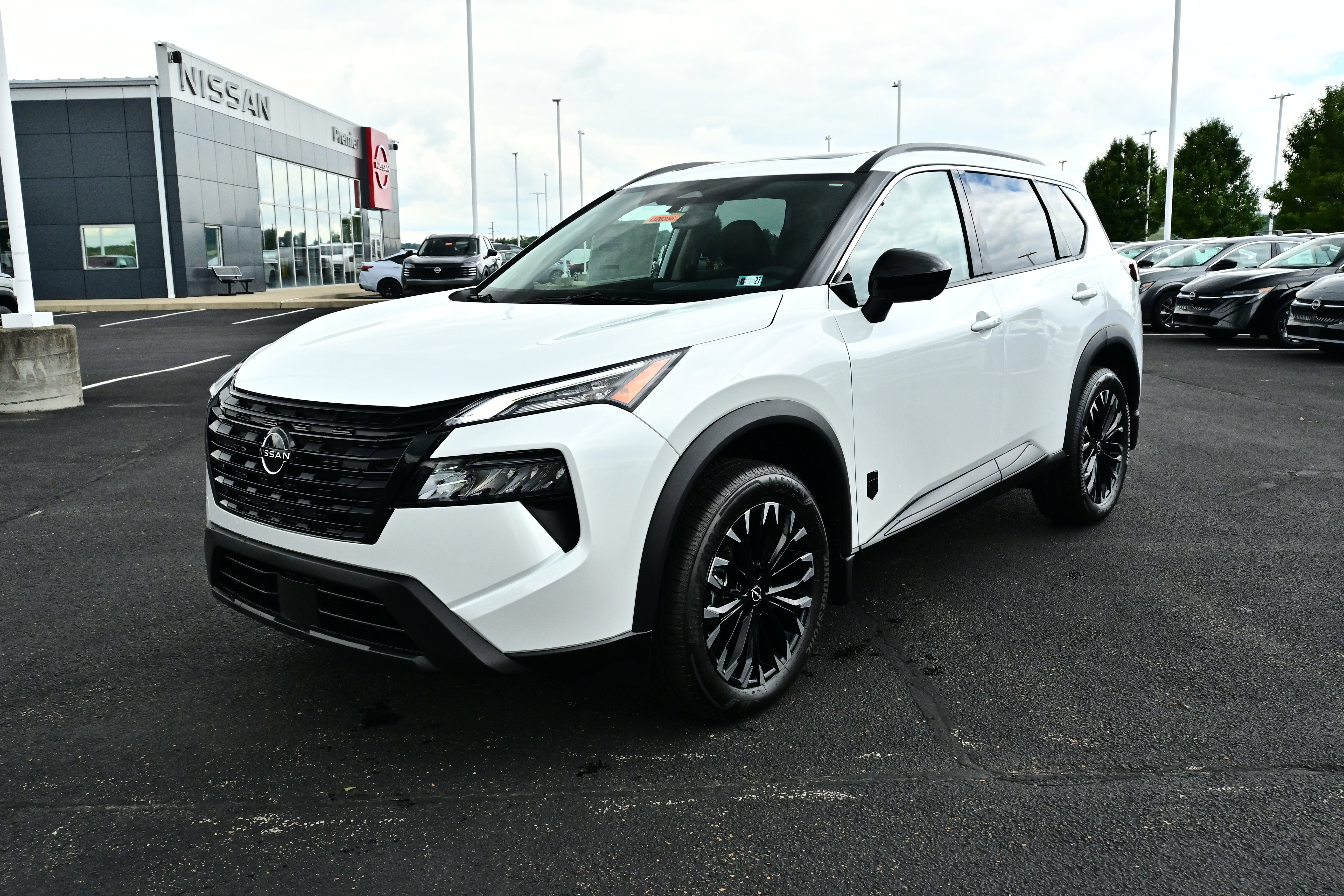 2026 Nissan Rogue Dark Armor™