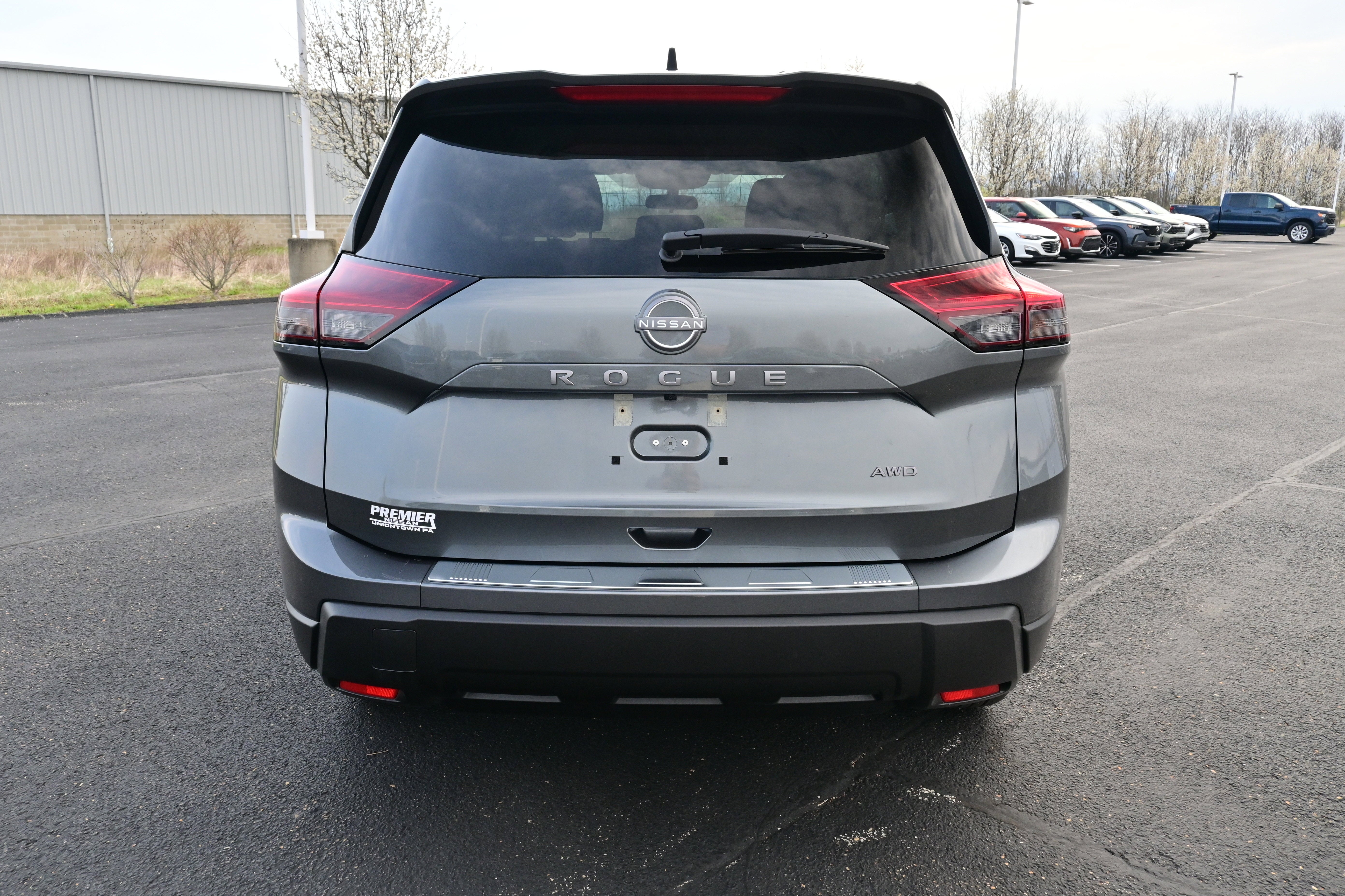 2026 Nissan Rogue SV