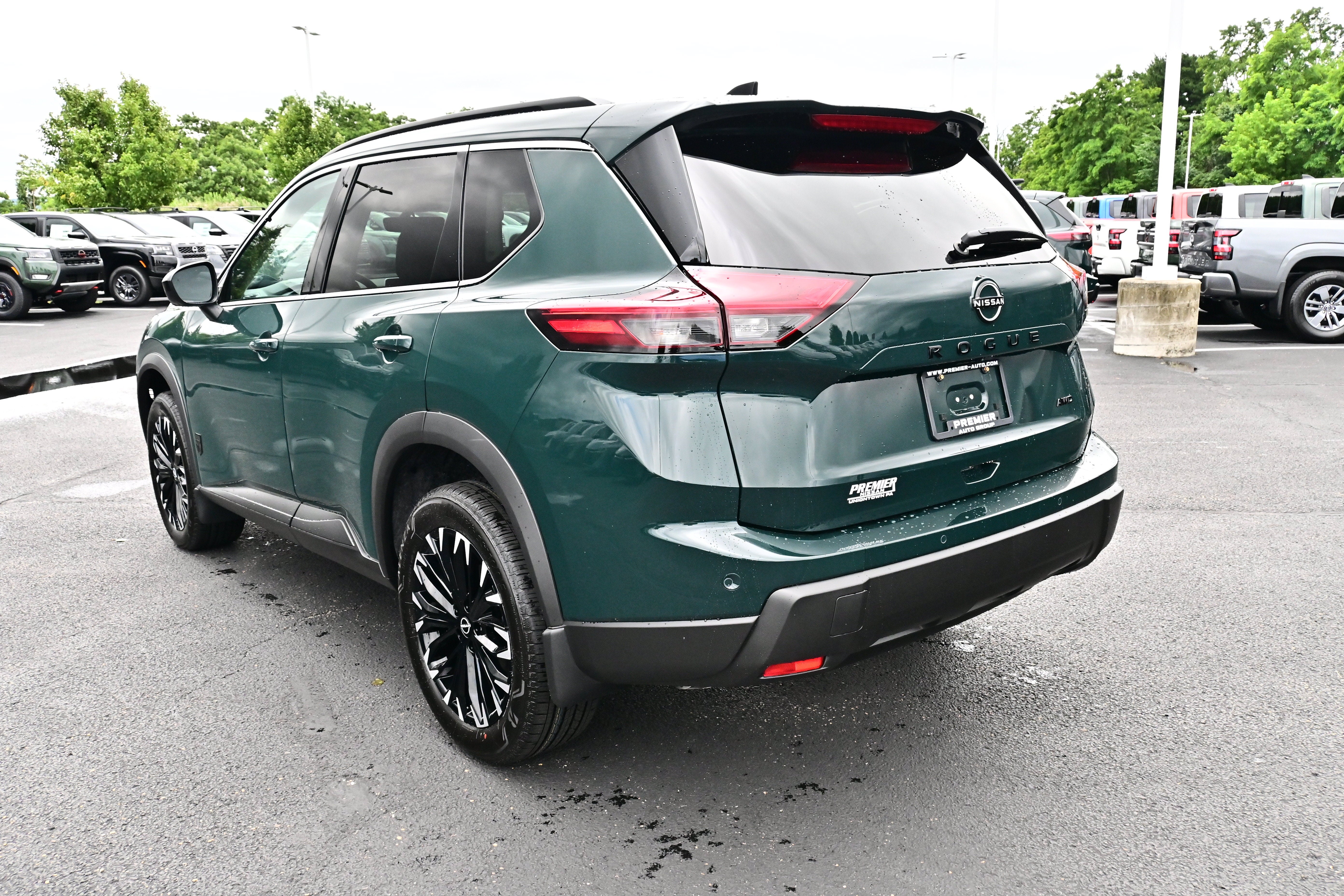 2026 Nissan Rogue Dark Armor™