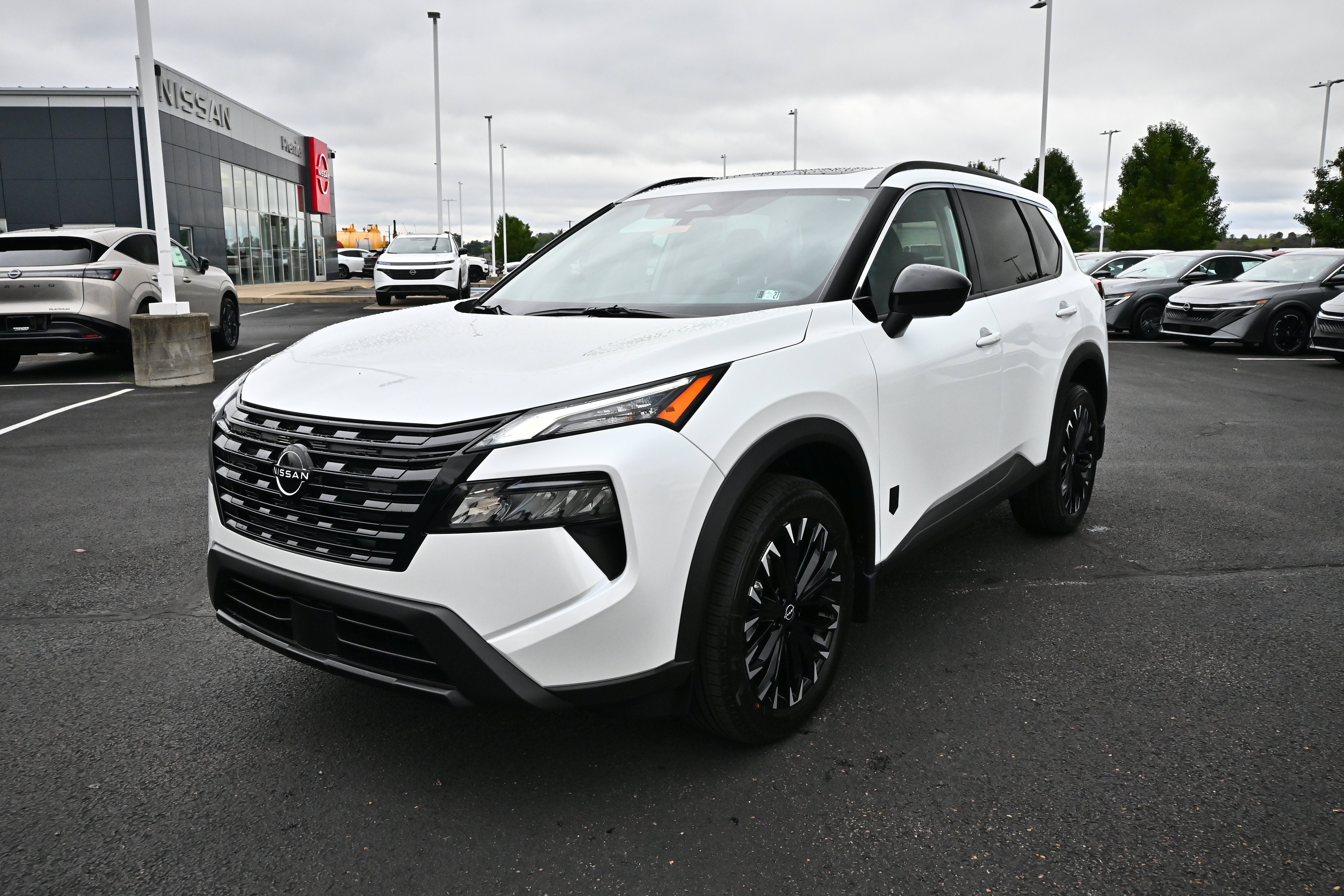 2026 Nissan Rogue Dark Armor™