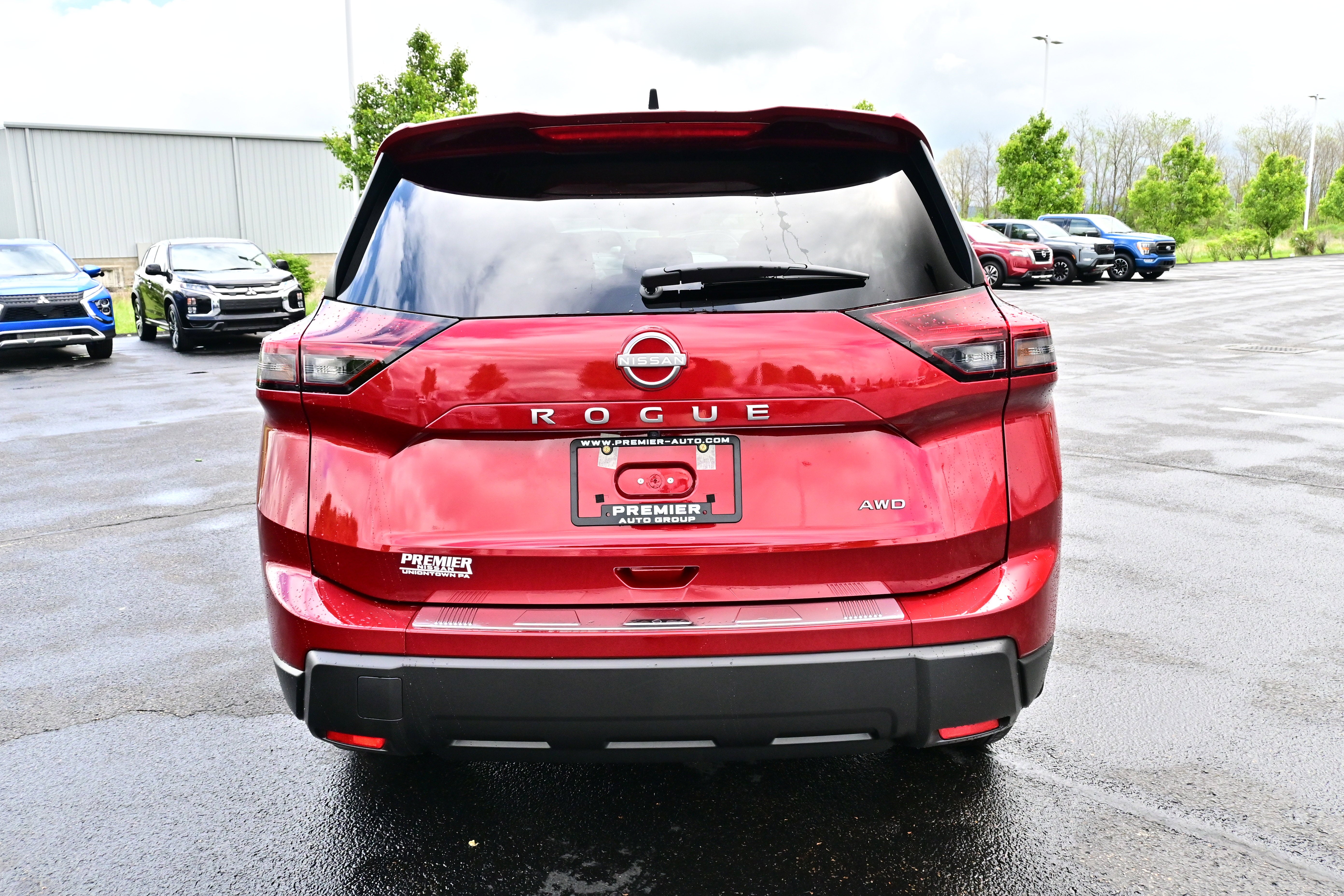 2026 Nissan Rogue SV