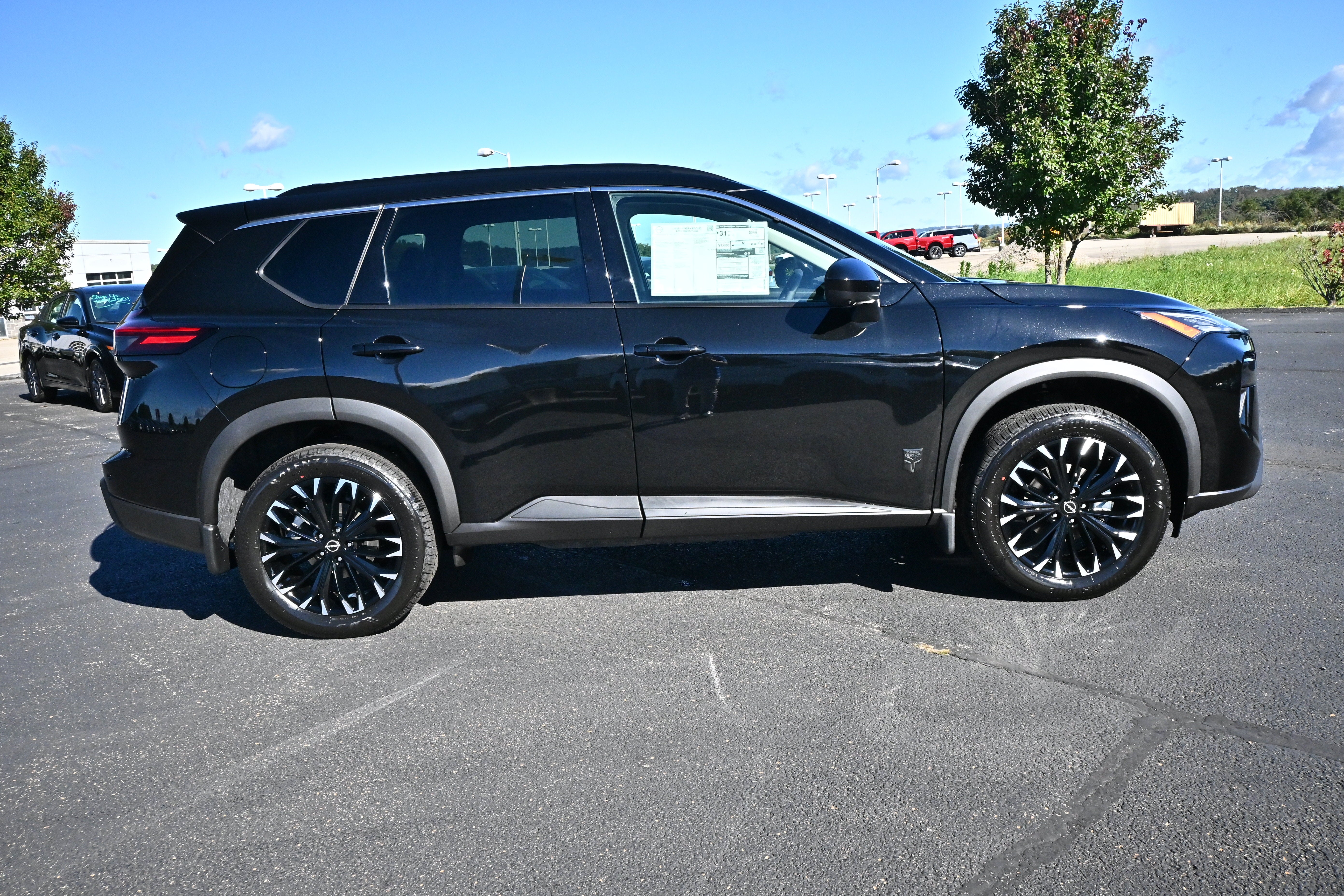 2026 Nissan Rogue Dark Armor™